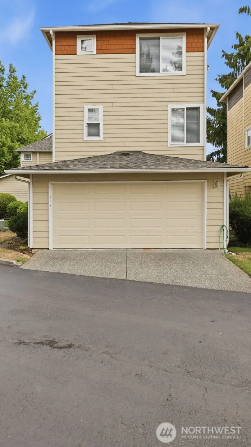 515 225th Place NE #33, Sammamish, WA 98074