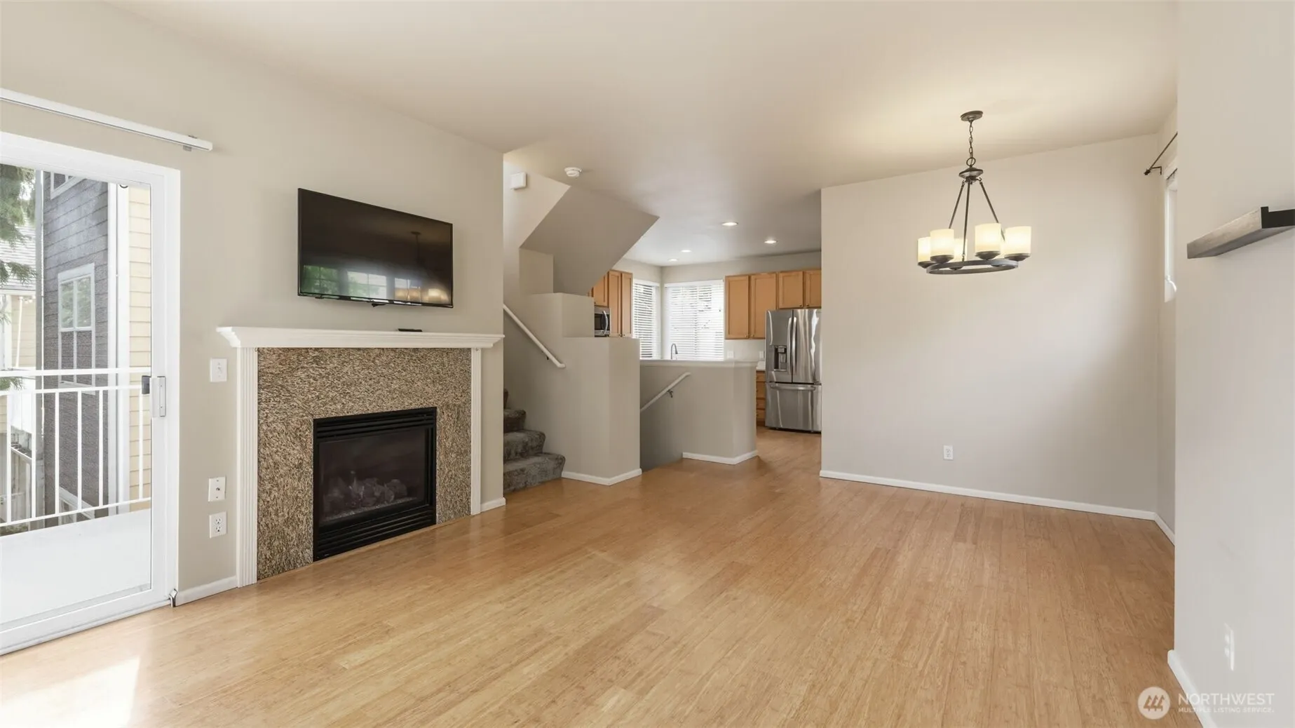 515 225th Place NE #33, Sammamish, WA 98074