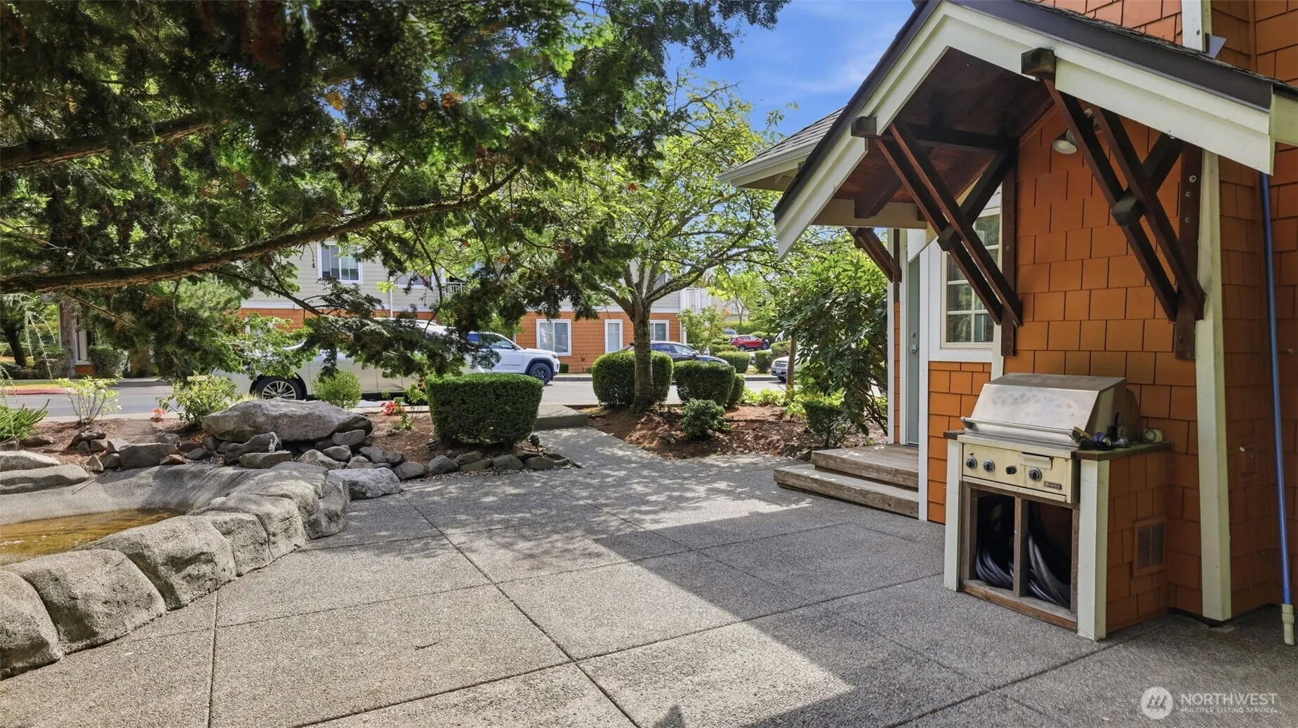 515 225th Place NE #33, Sammamish, WA 98074