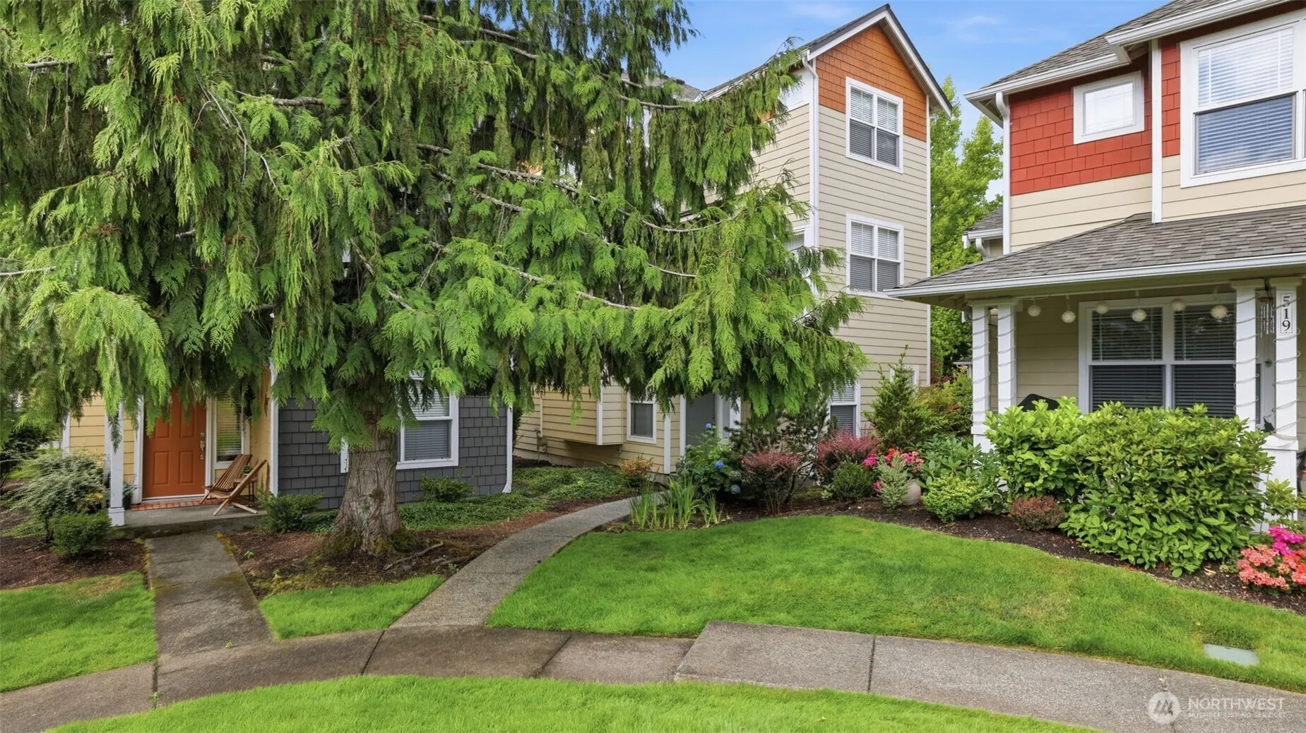 515 225th Place NE #33, Sammamish, WA 98074