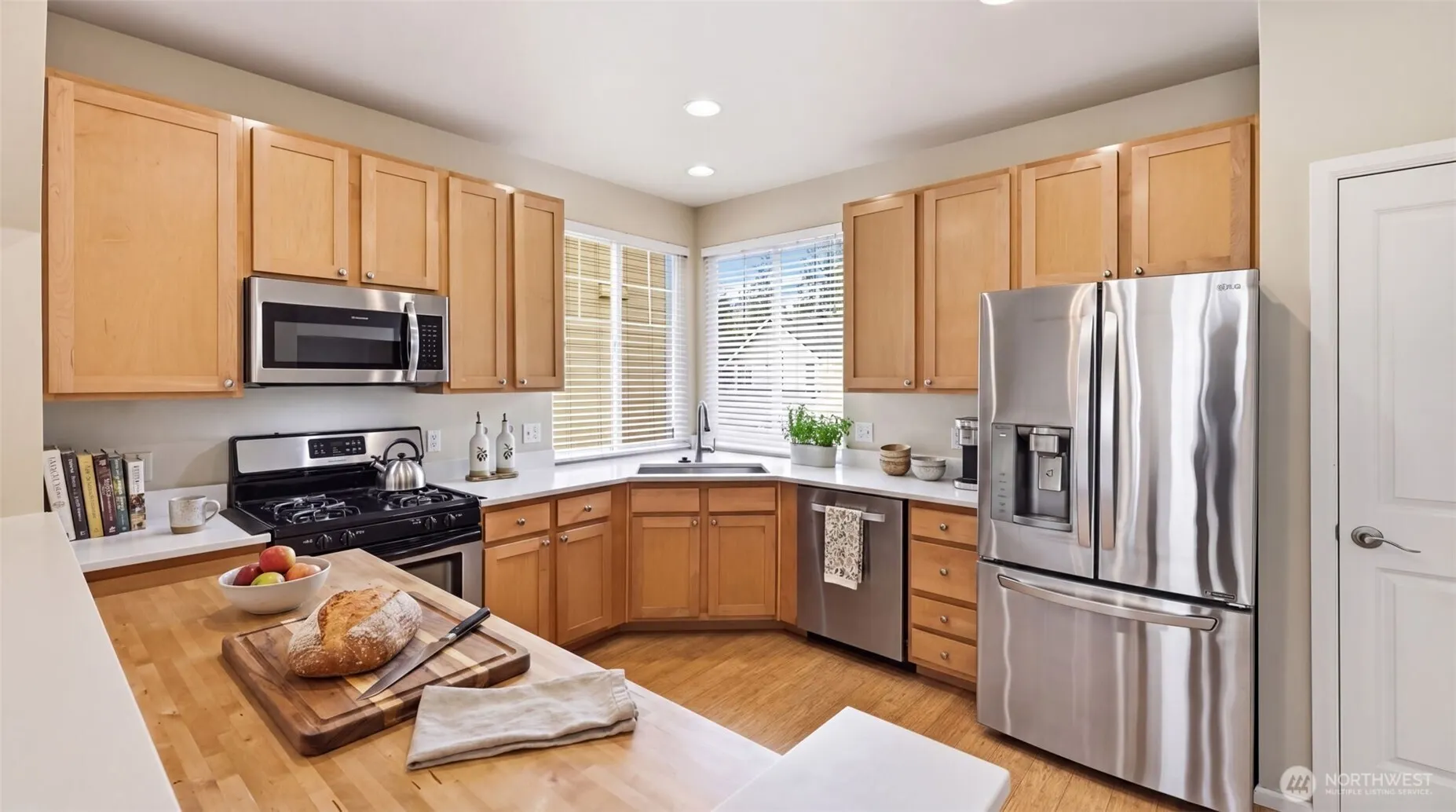515 225th Place NE #33, Sammamish, WA 98074