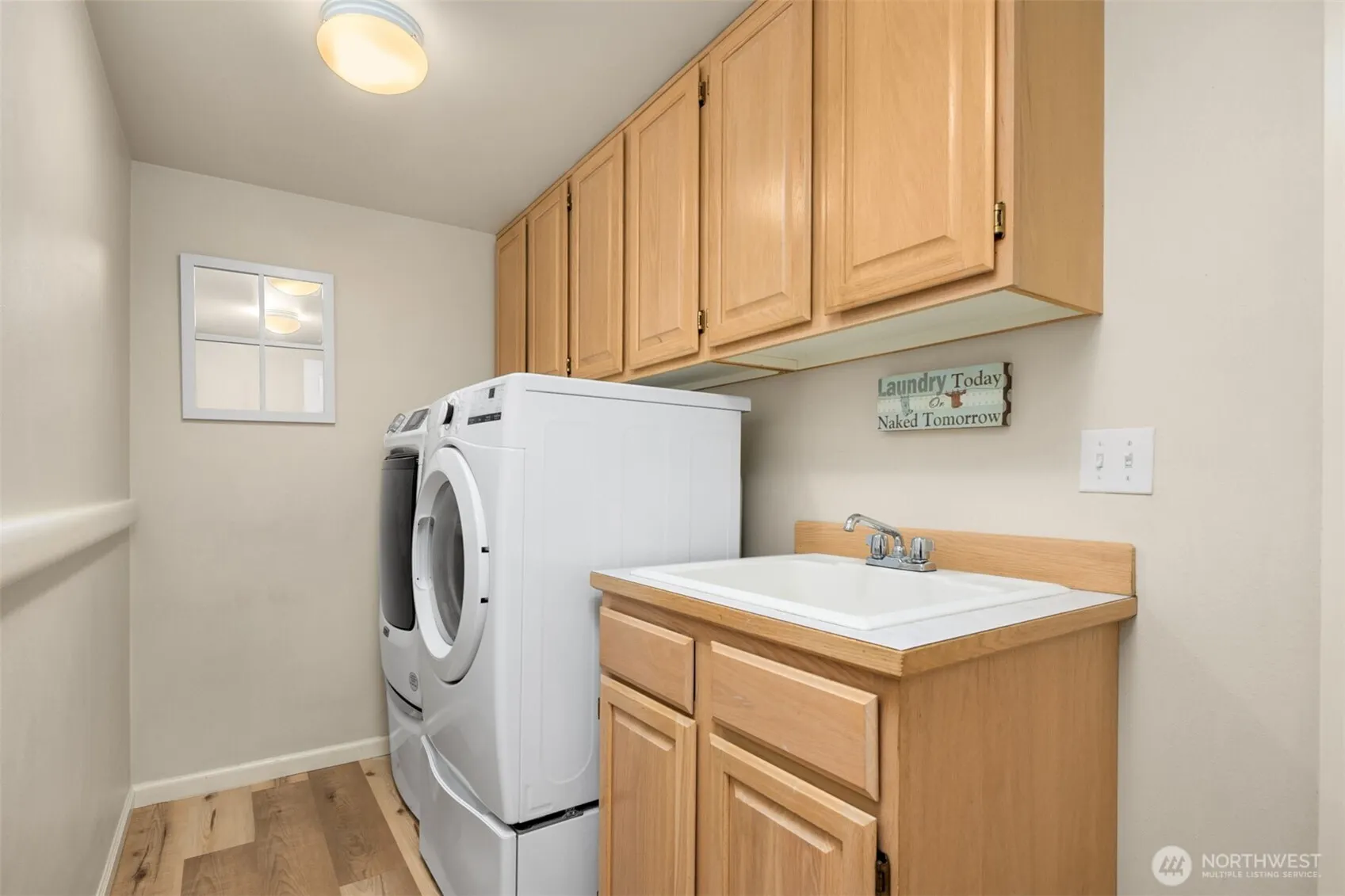 2714 232nd Place SE, Sammamish, WA 98075