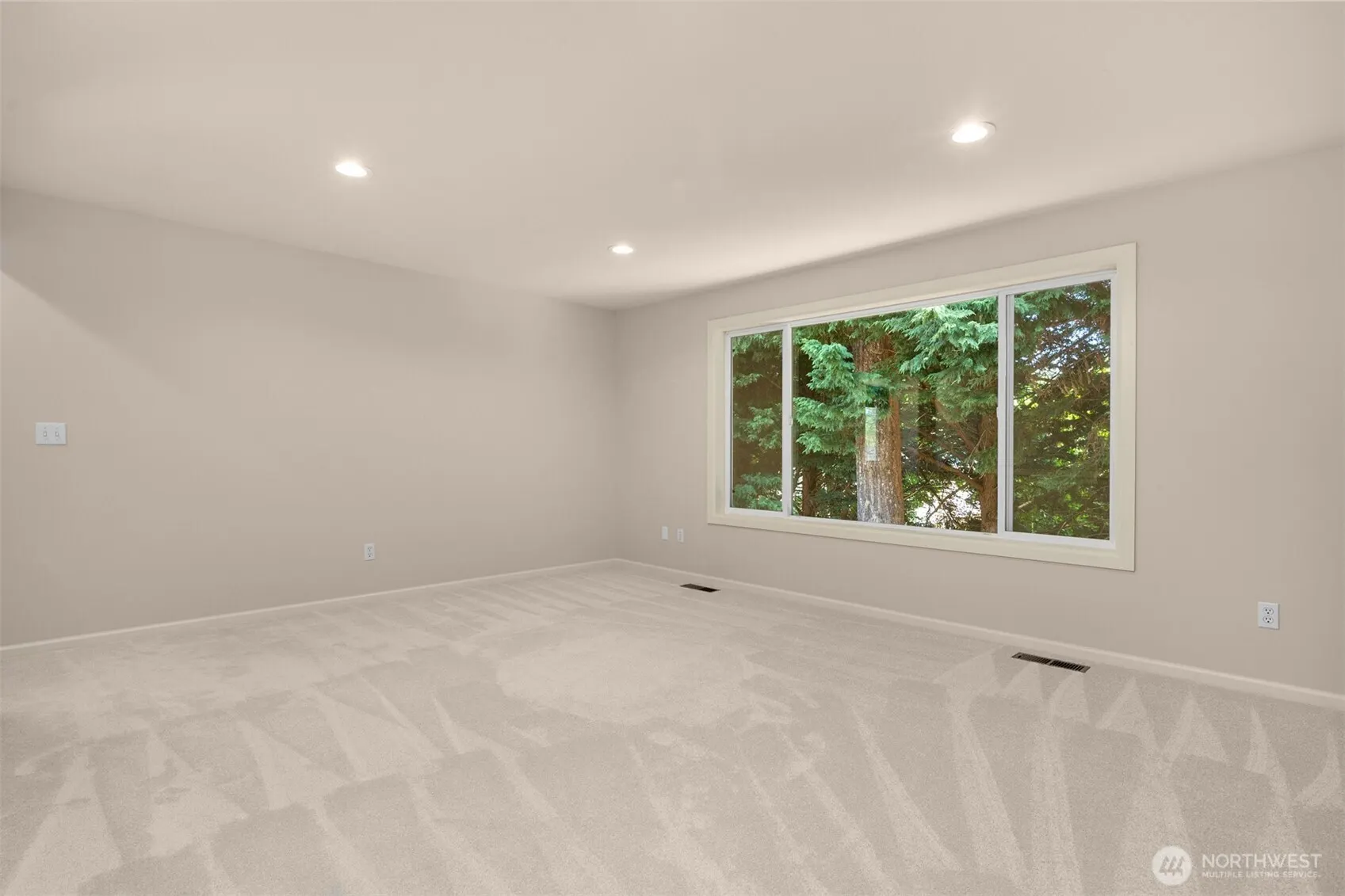 2714 232nd Place SE, Sammamish, WA 98075