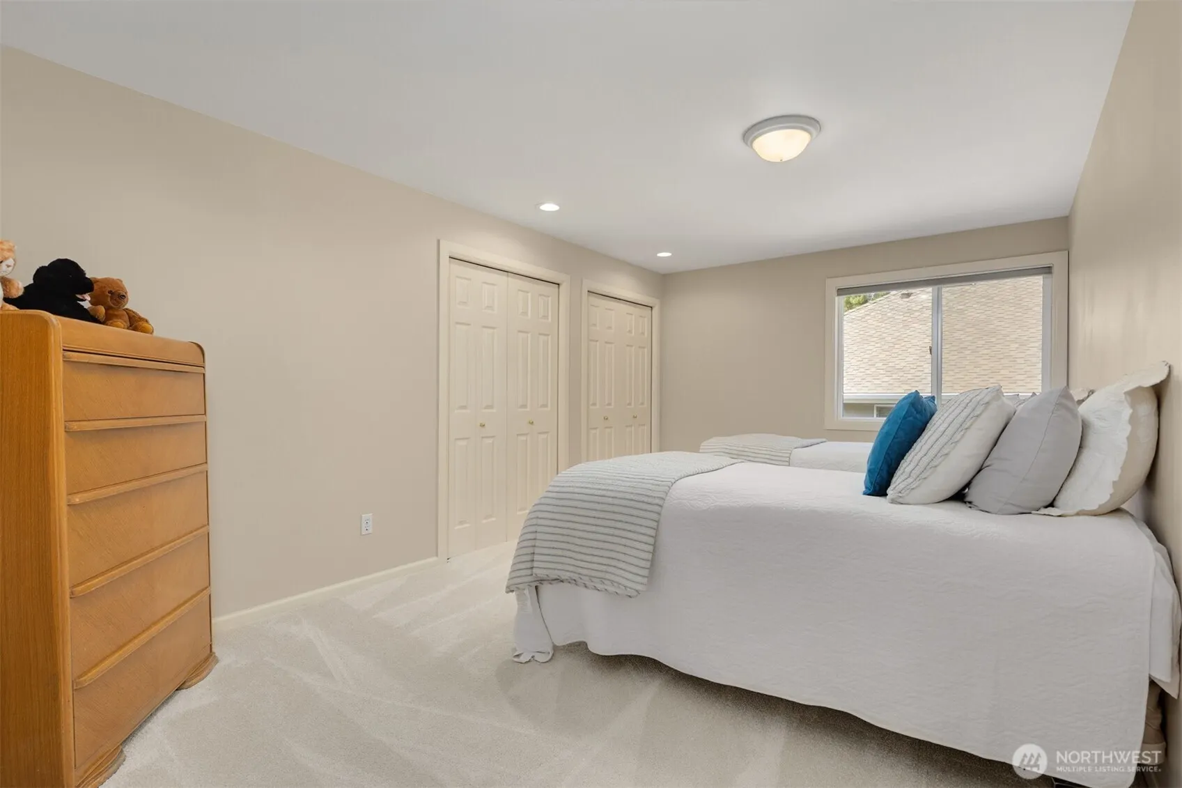 2714 232nd Place SE, Sammamish, WA 98075