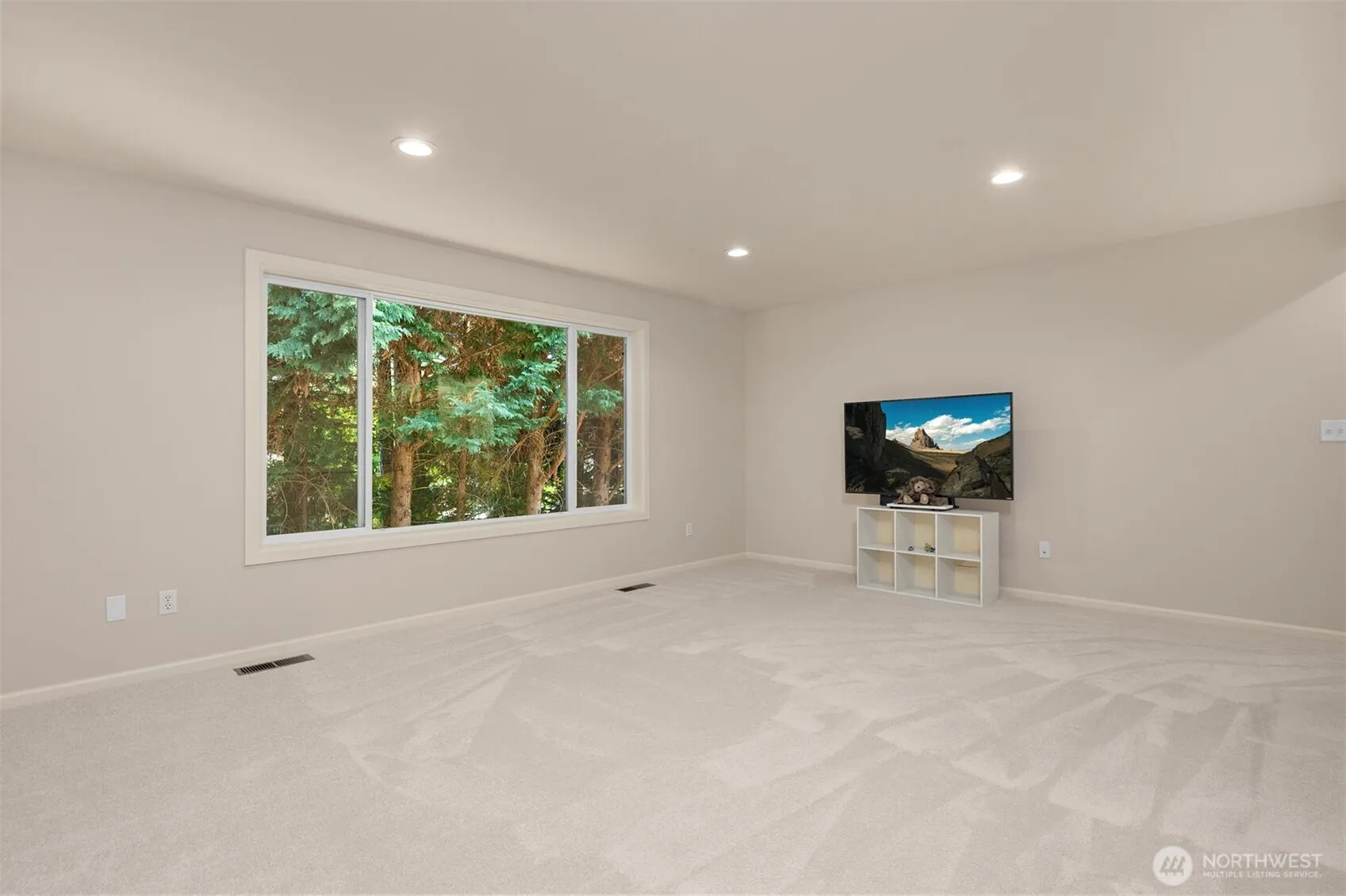 2714 232nd Place SE, Sammamish, WA 98075