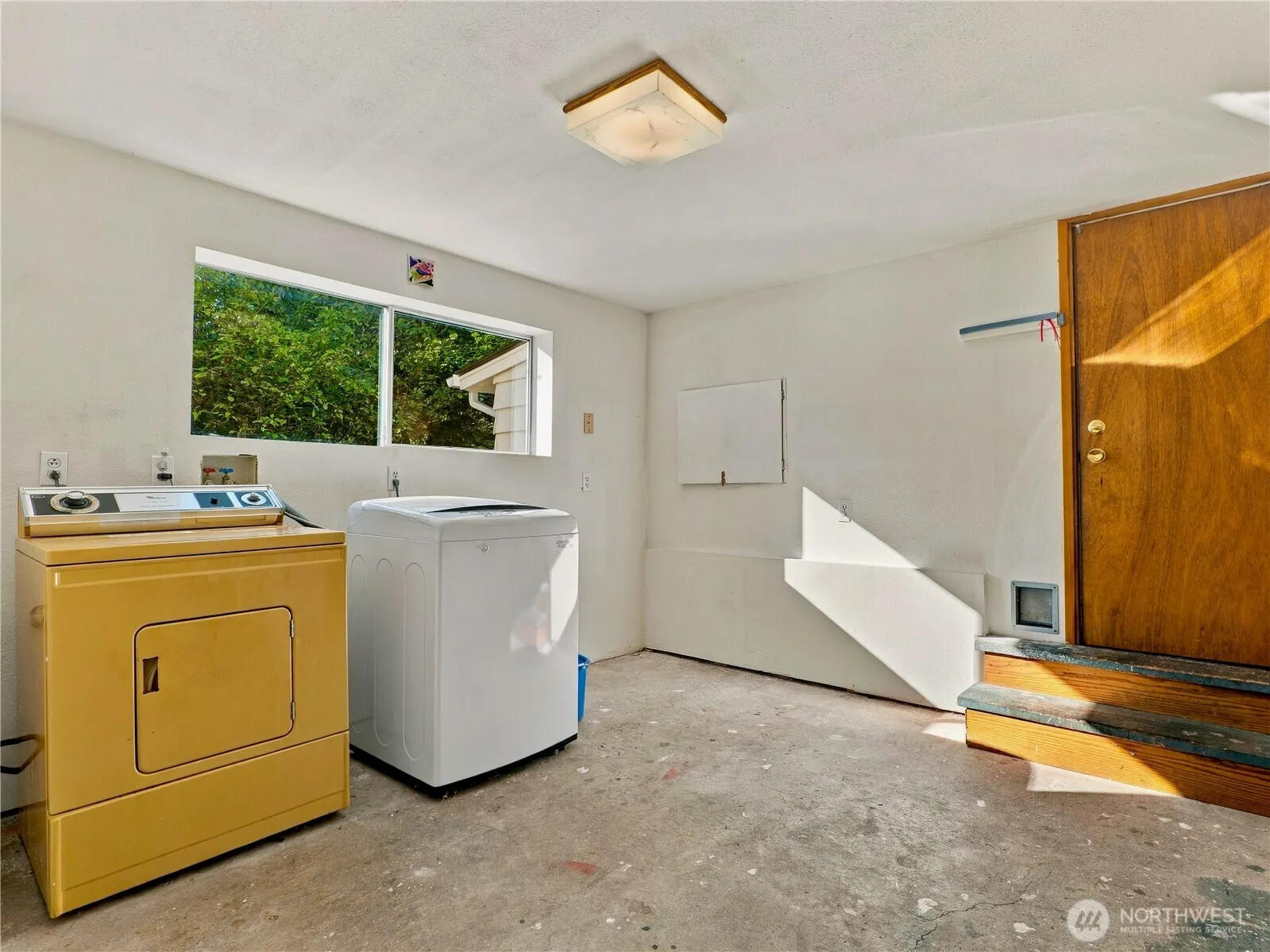 12231 95th Place NE, Kirkland, WA 98034