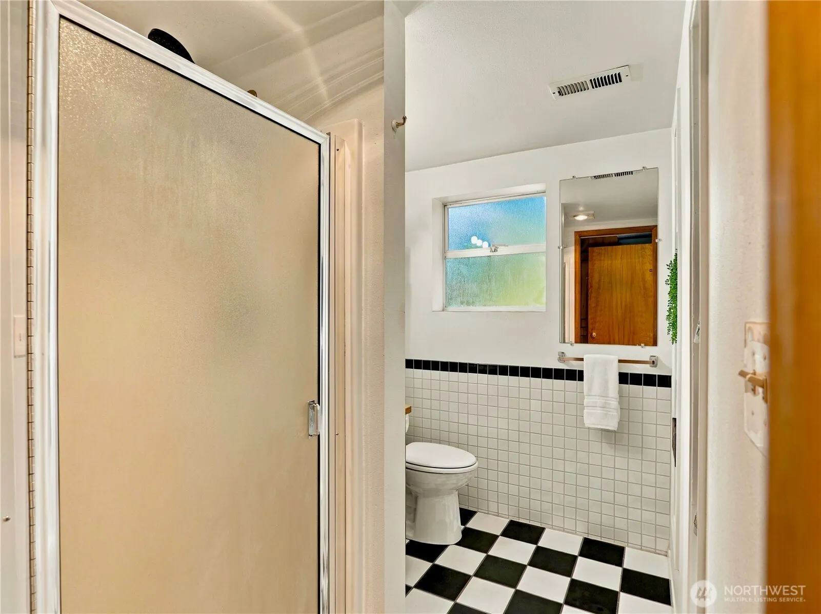 12231 95th Place NE, Kirkland, WA 98034