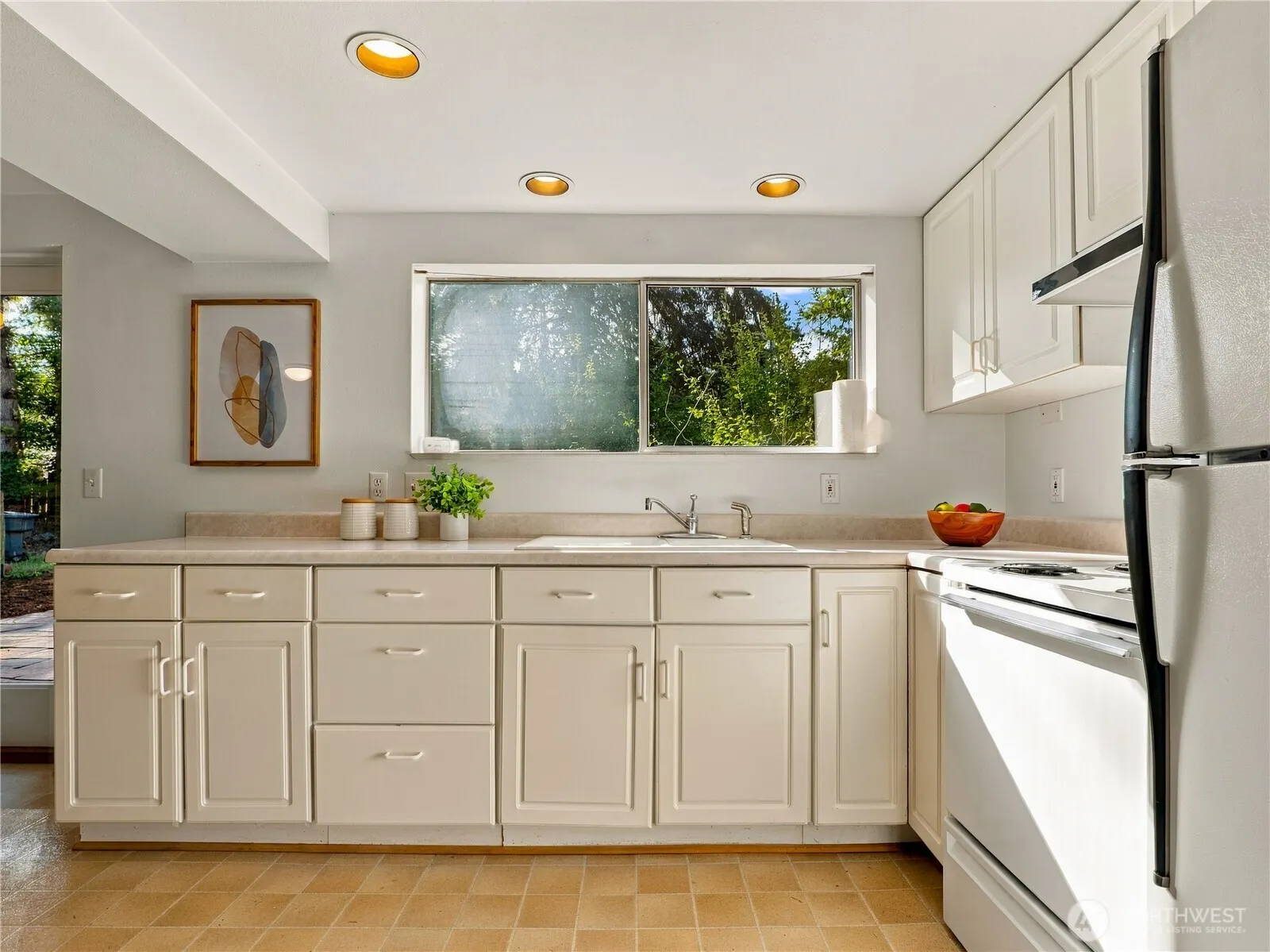 12231 95th Place NE, Kirkland, WA 98034