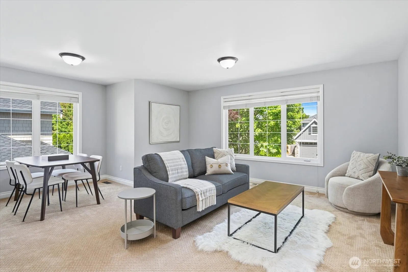 27225 SE 13th Place , Sammamish, WA 98075