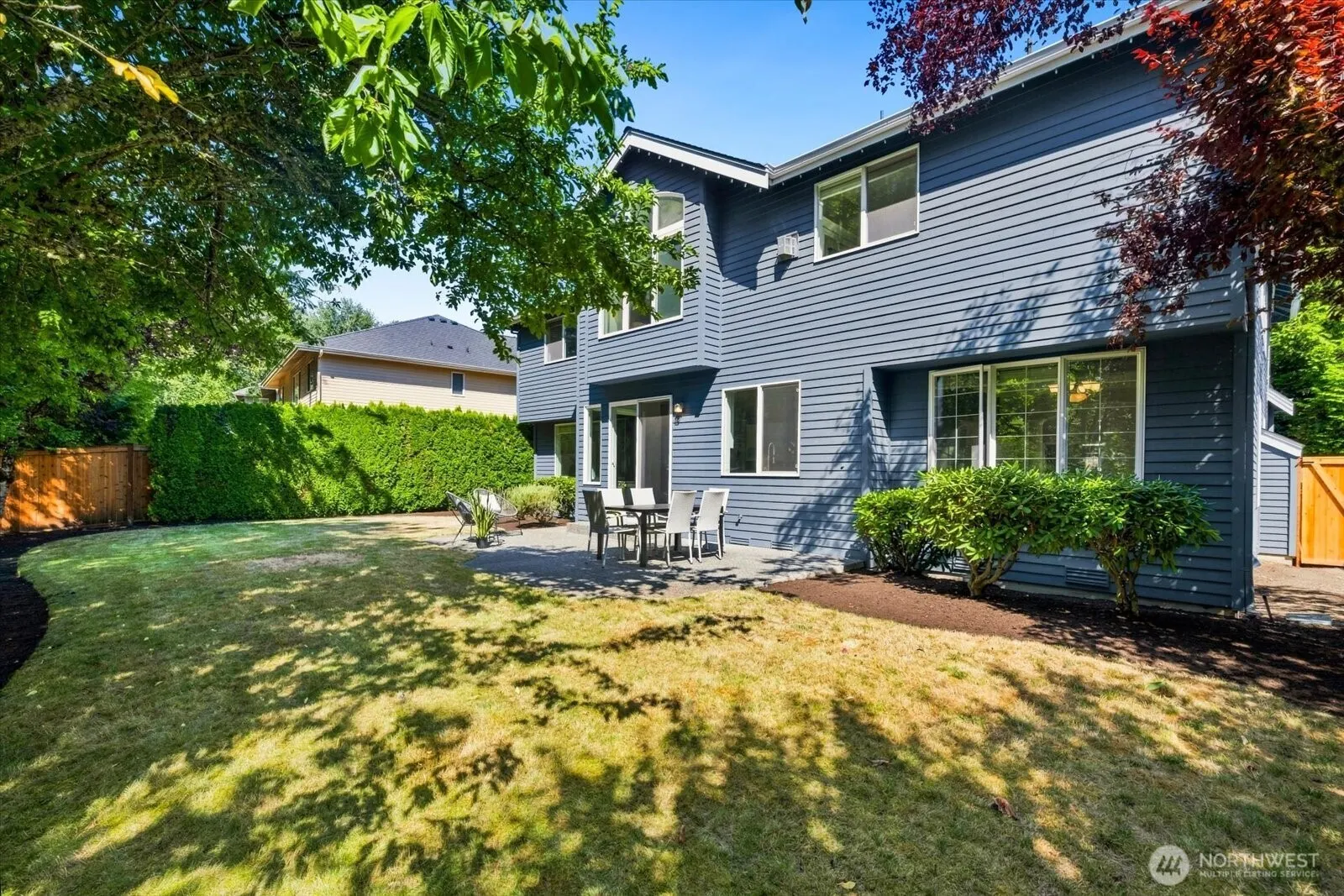 27225 SE 13th Place , Sammamish, WA 98075