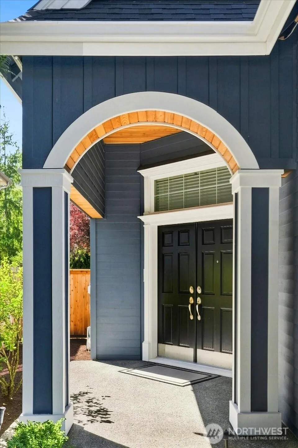27225 SE 13th Place , Sammamish, WA 98075