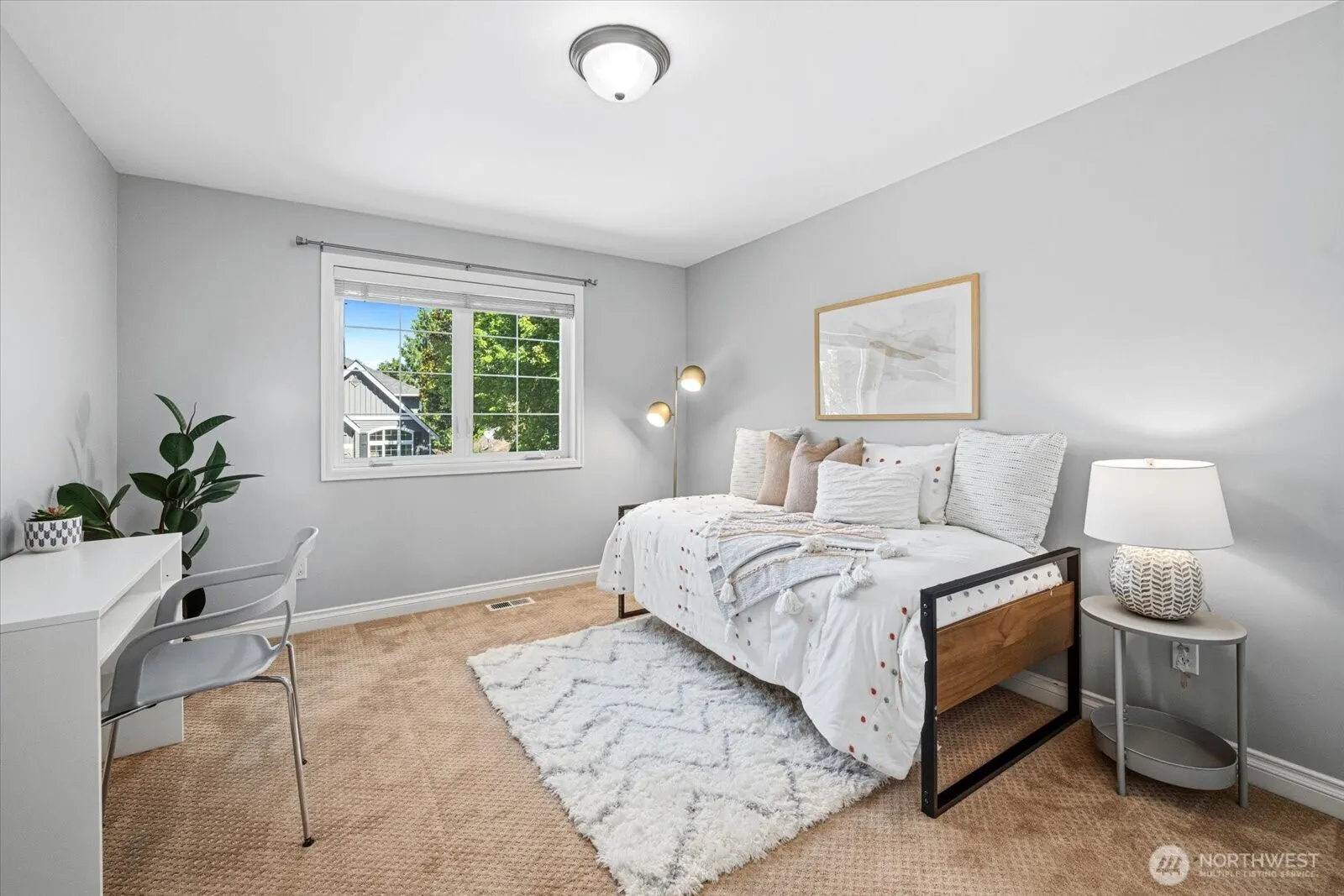 27225 SE 13th Place , Sammamish, WA 98075