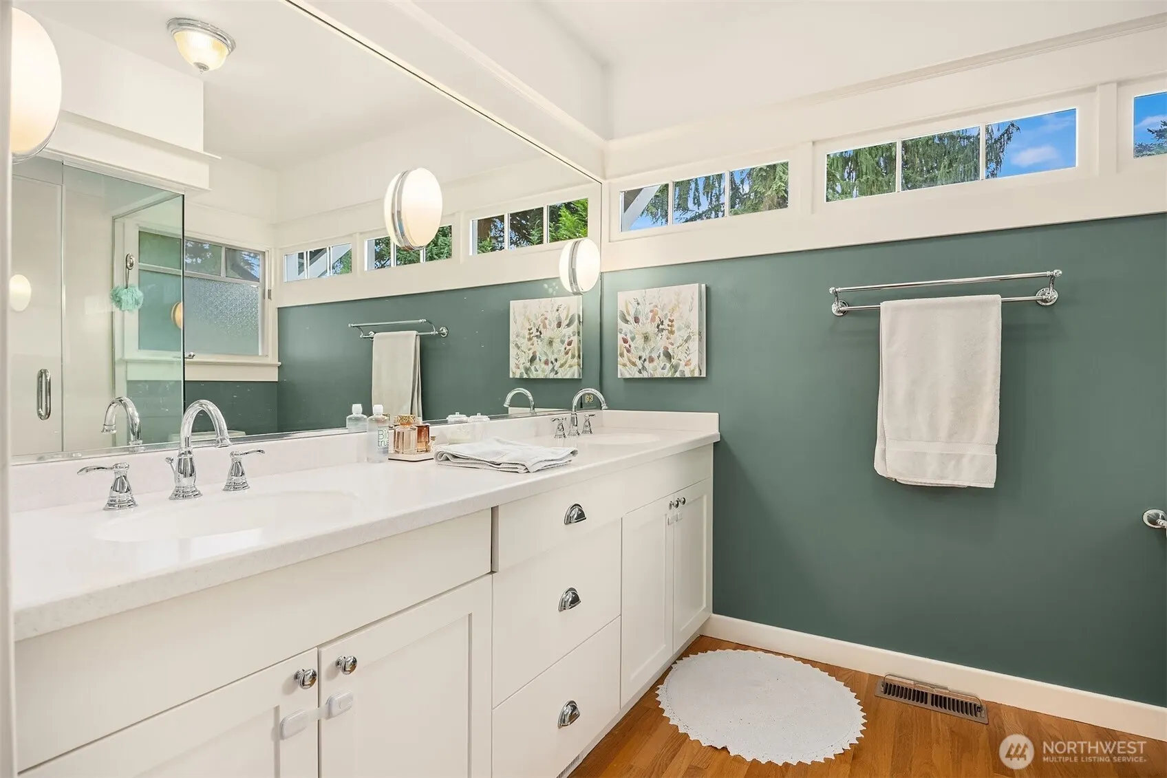 13525 NE 188th Place , Woodinville, WA 98072