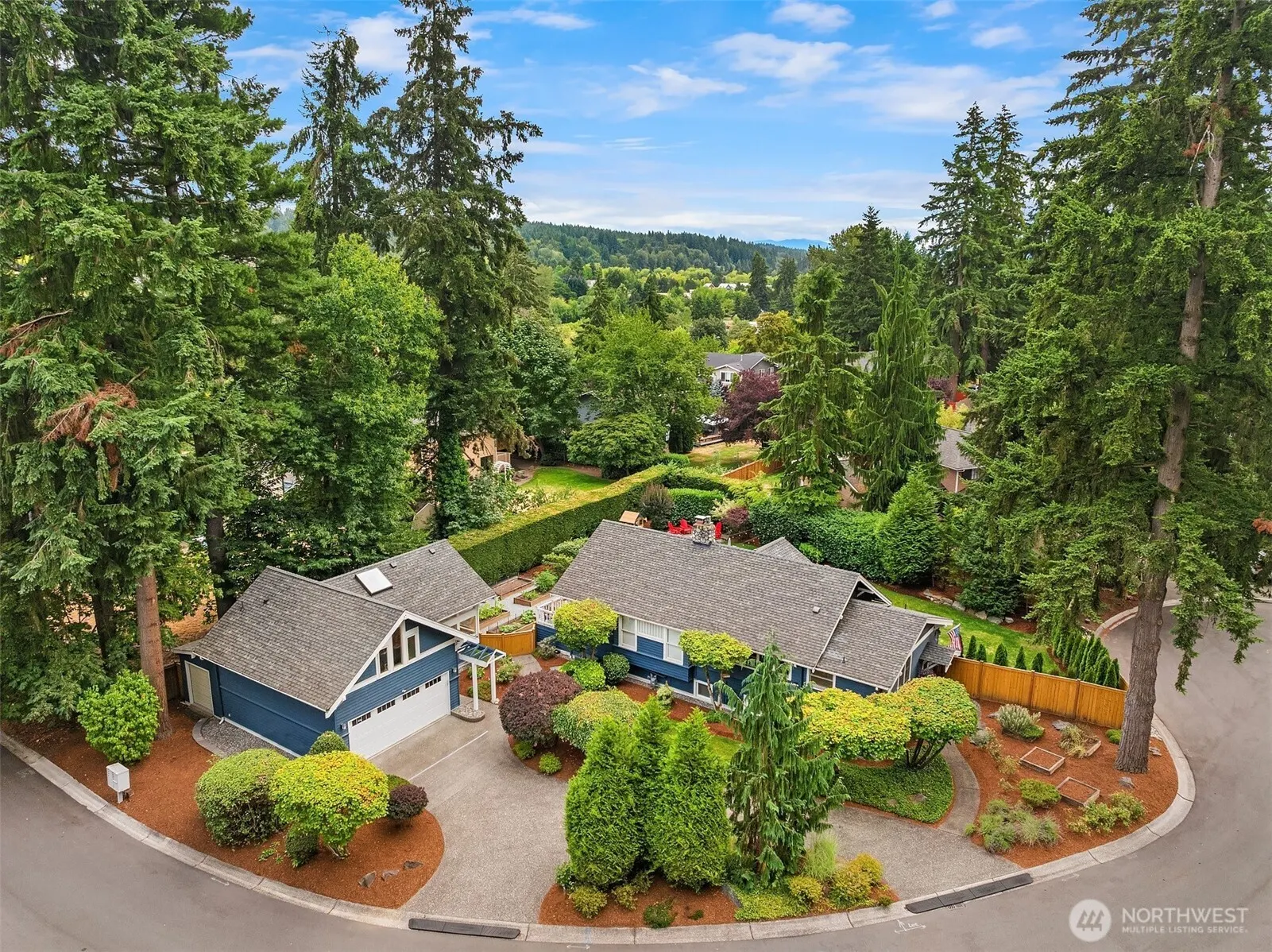 13525 NE 188th Place , Woodinville, WA 98072