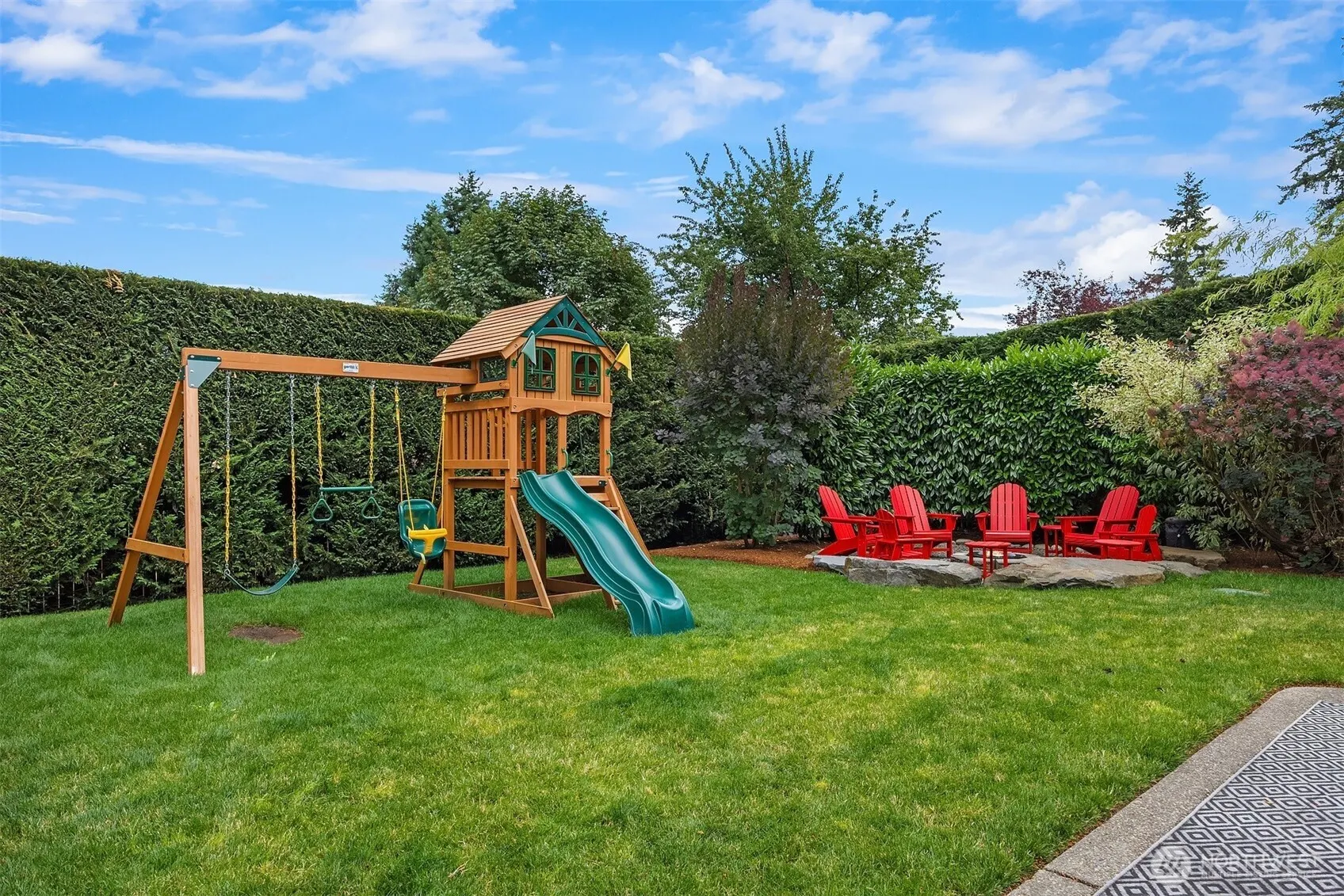 13525 NE 188th Place , Woodinville, WA 98072