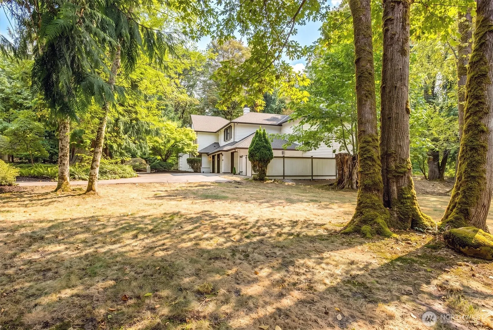 21517 NE 143rd Place , Woodinville, WA 98077