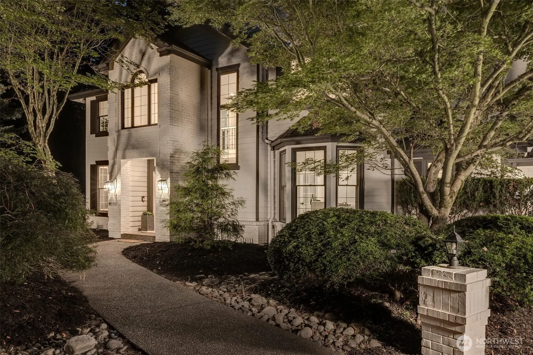 21517 NE 143rd Place , Woodinville, WA 98077