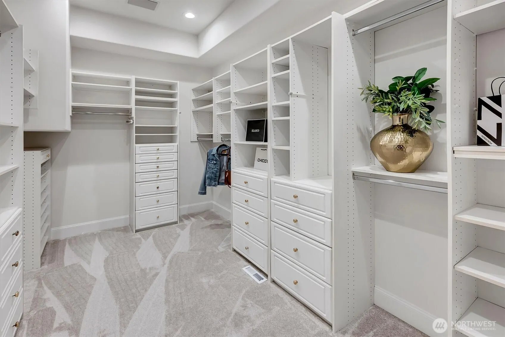 21517 NE 143rd Place , Woodinville, WA 98077