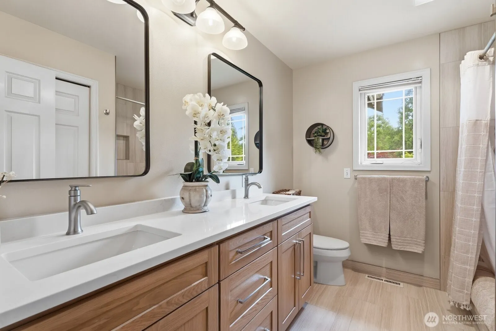 22632 NE 143rd Court , Woodinville, WA 98077-5112