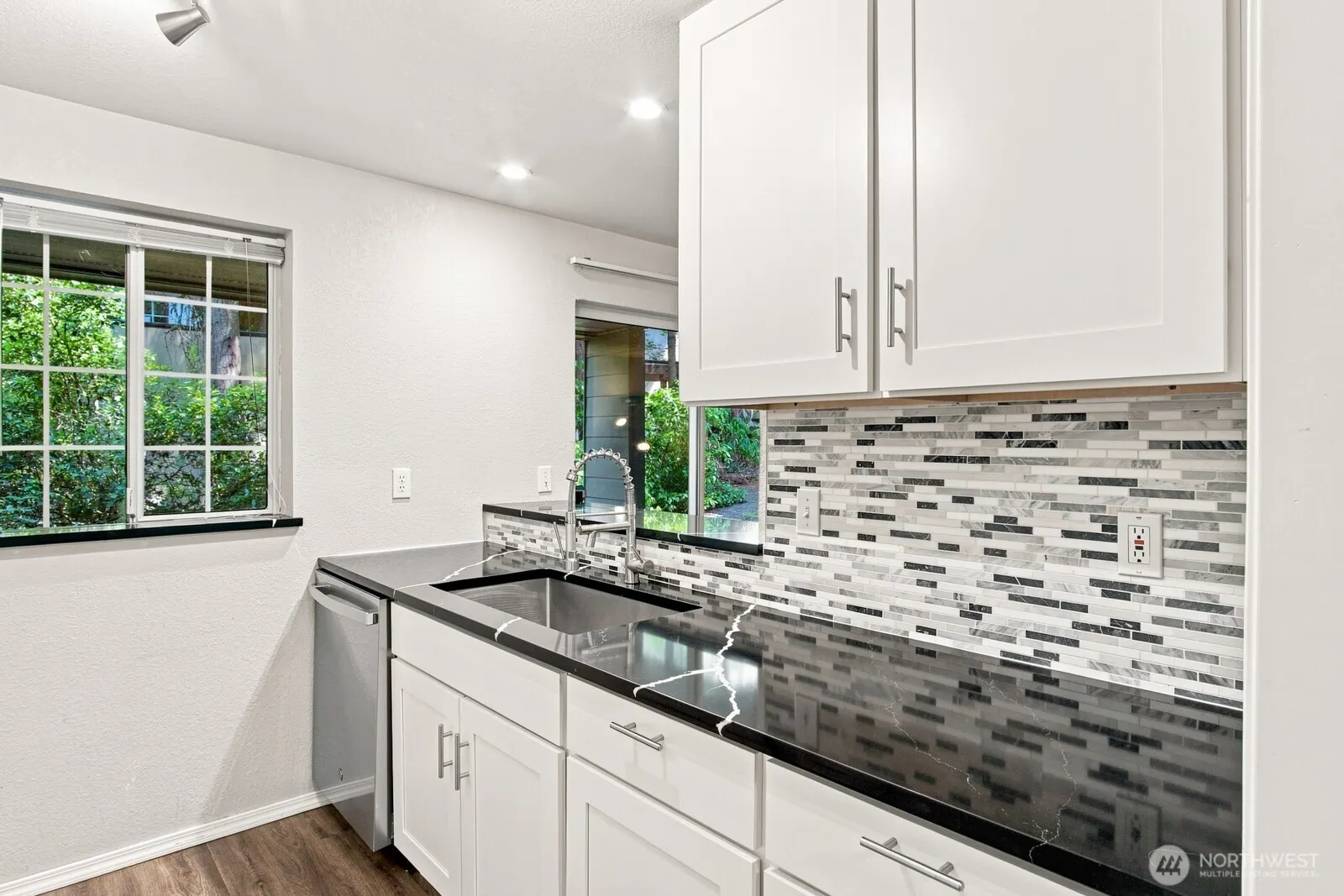 15433 Country Club Drive #E103, Mill Creek, WA 98012