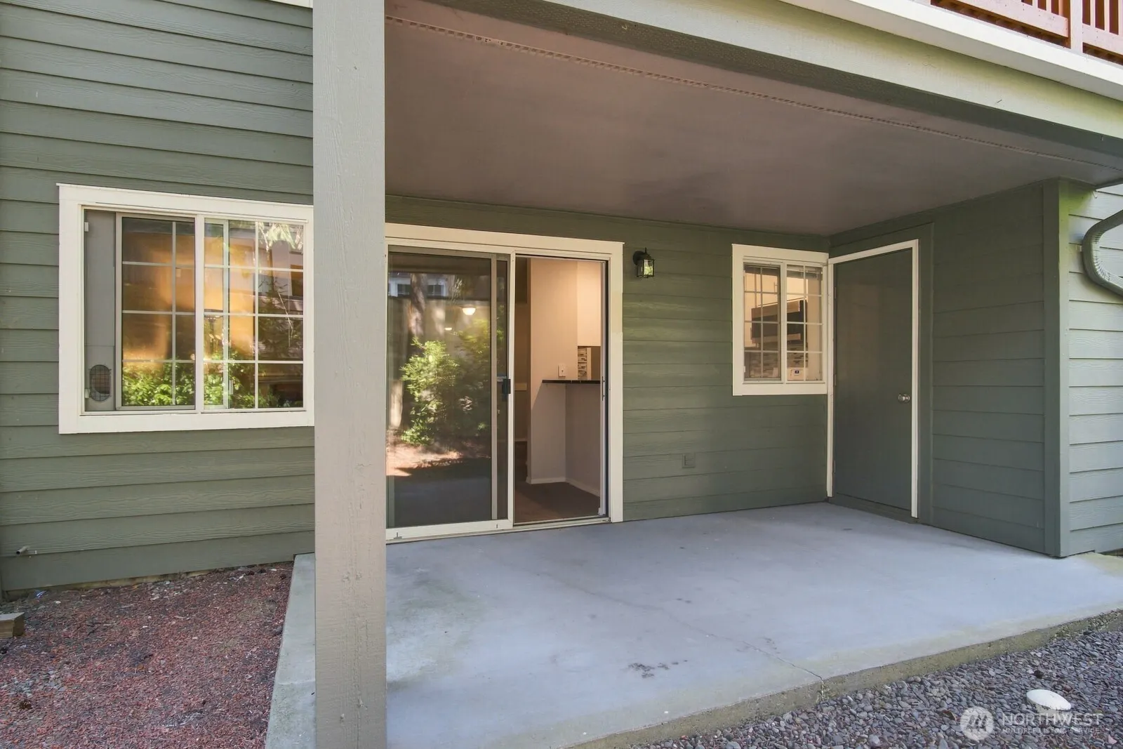 15433 Country Club Drive #E103, Mill Creek, WA 98012