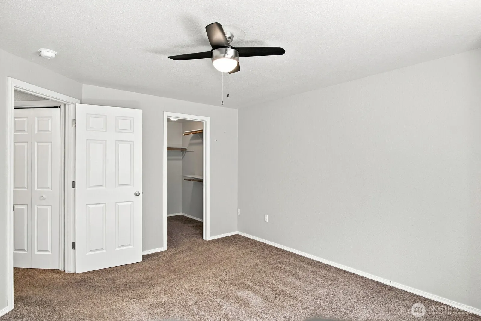 15433 Country Club Drive #E103, Mill Creek, WA 98012