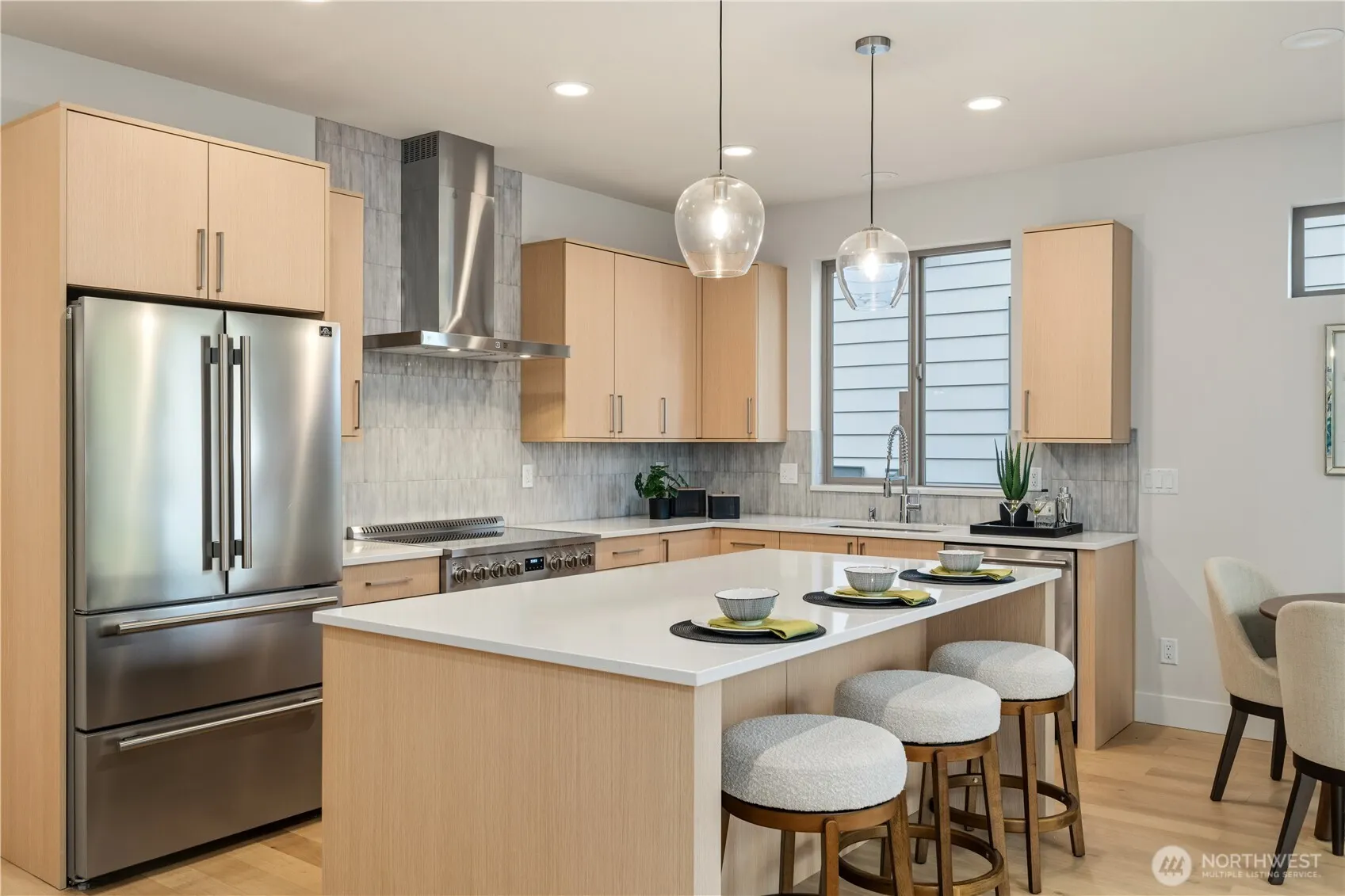 8229 NE 128th Street , Kirkland, WA 98034
