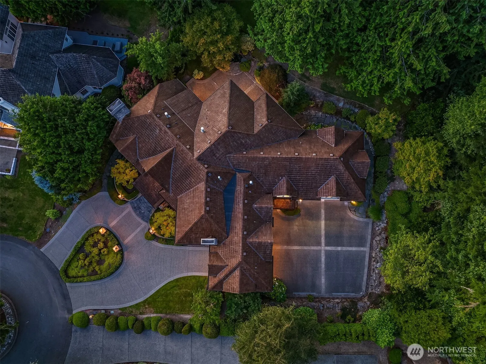 20424 NE 64th Place , Redmond, WA 98053