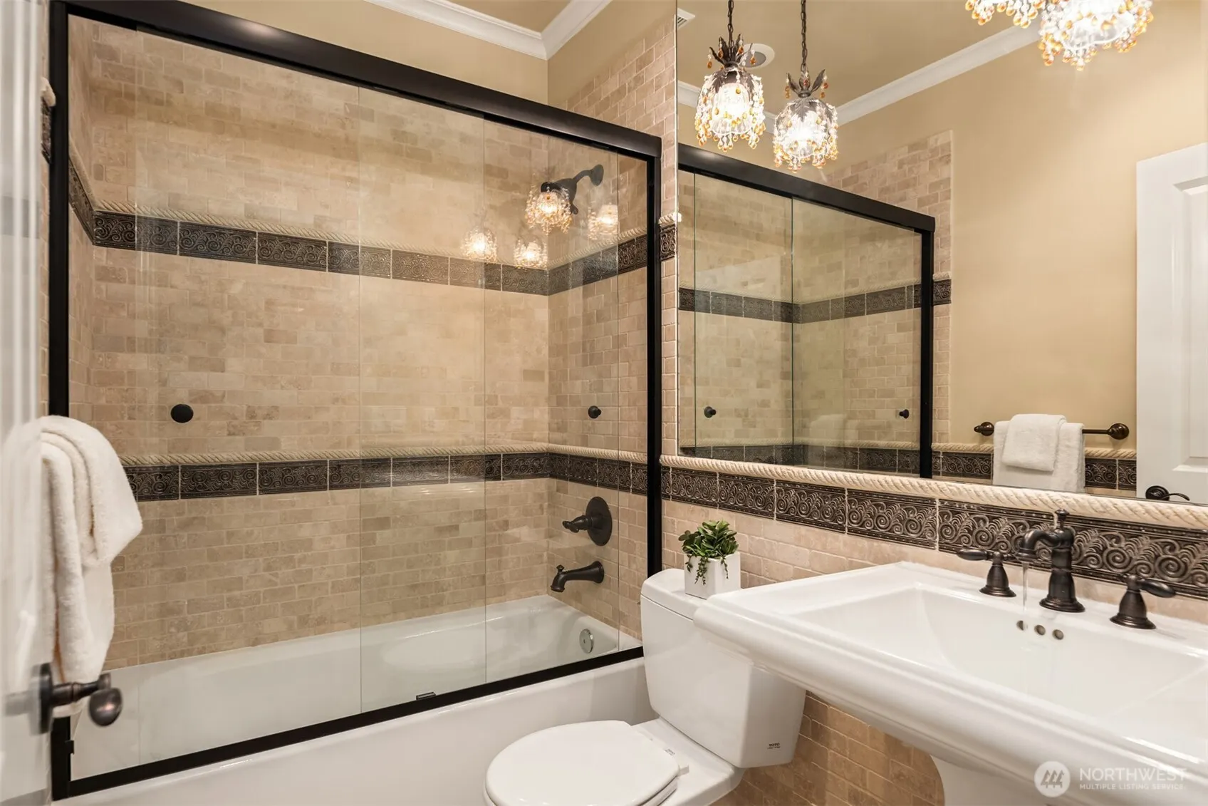 20424 NE 64th Place , Redmond, WA 98053