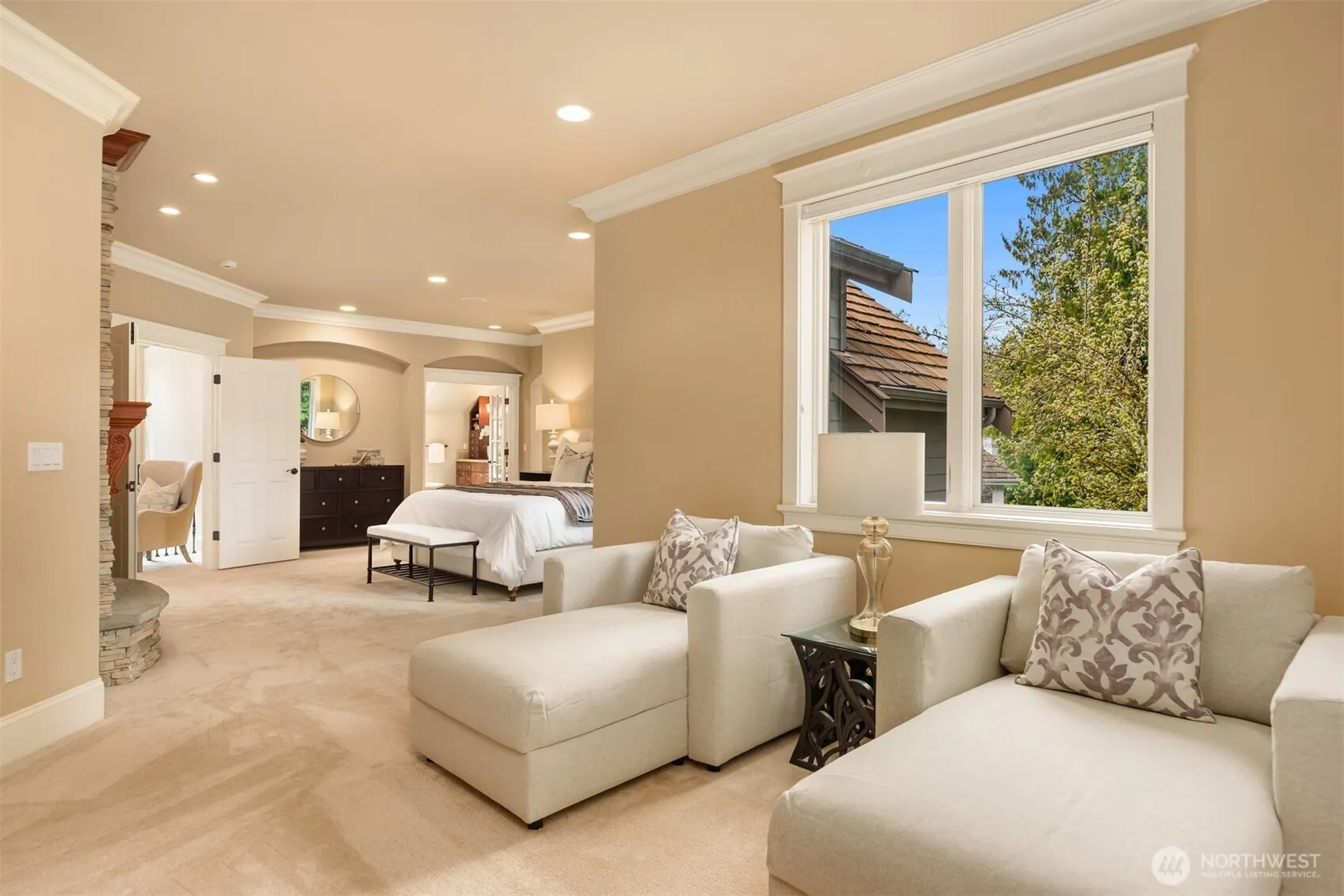 20424 NE 64th Place , Redmond, WA 98053