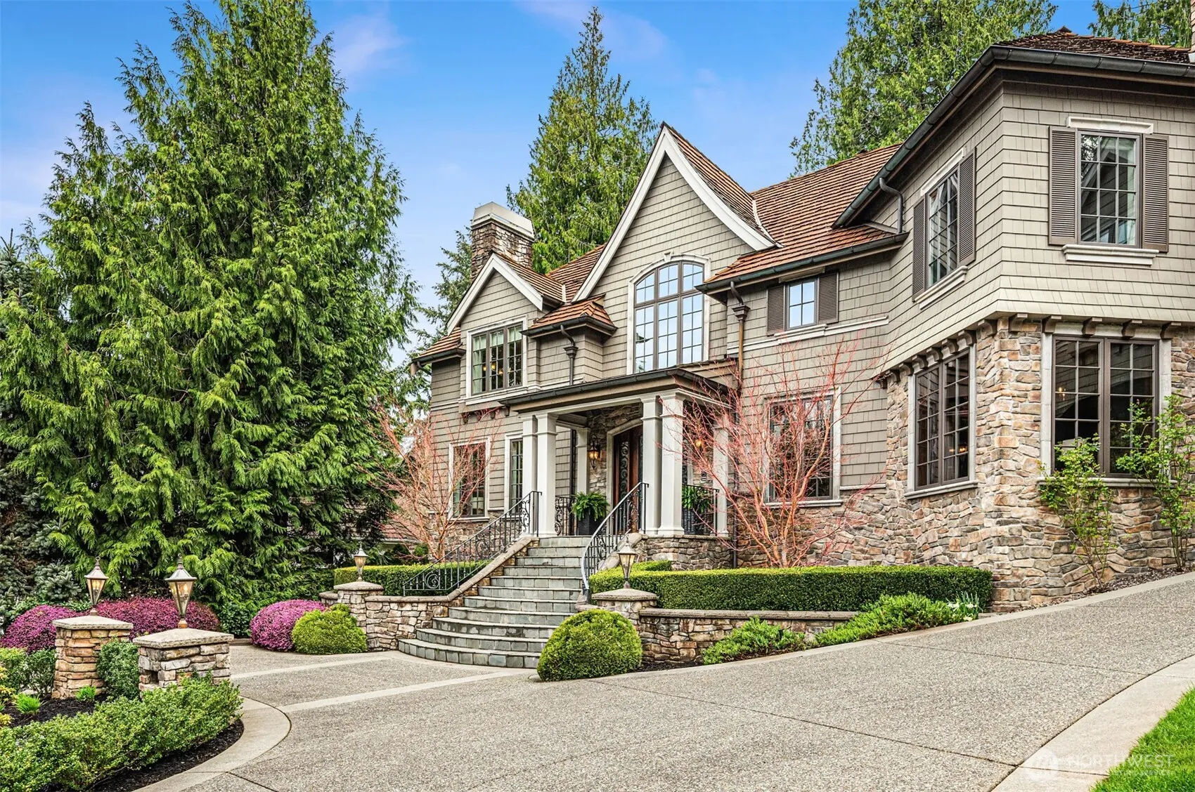 20424 NE 64th Place , Redmond, WA 98053