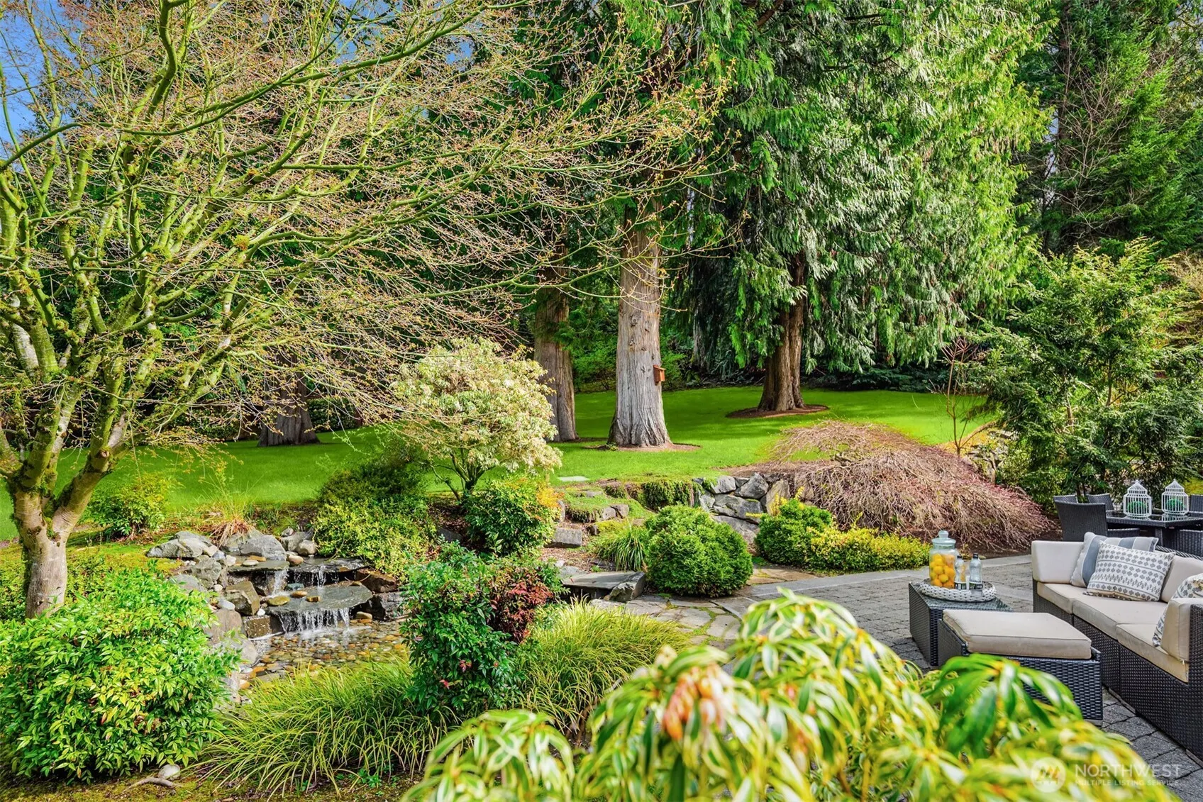 20424 NE 64th Place , Redmond, WA 98053