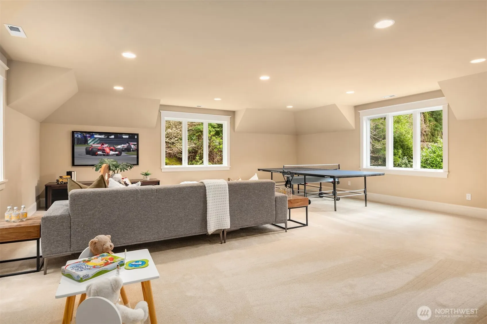 20424 NE 64th Place , Redmond, WA 98053