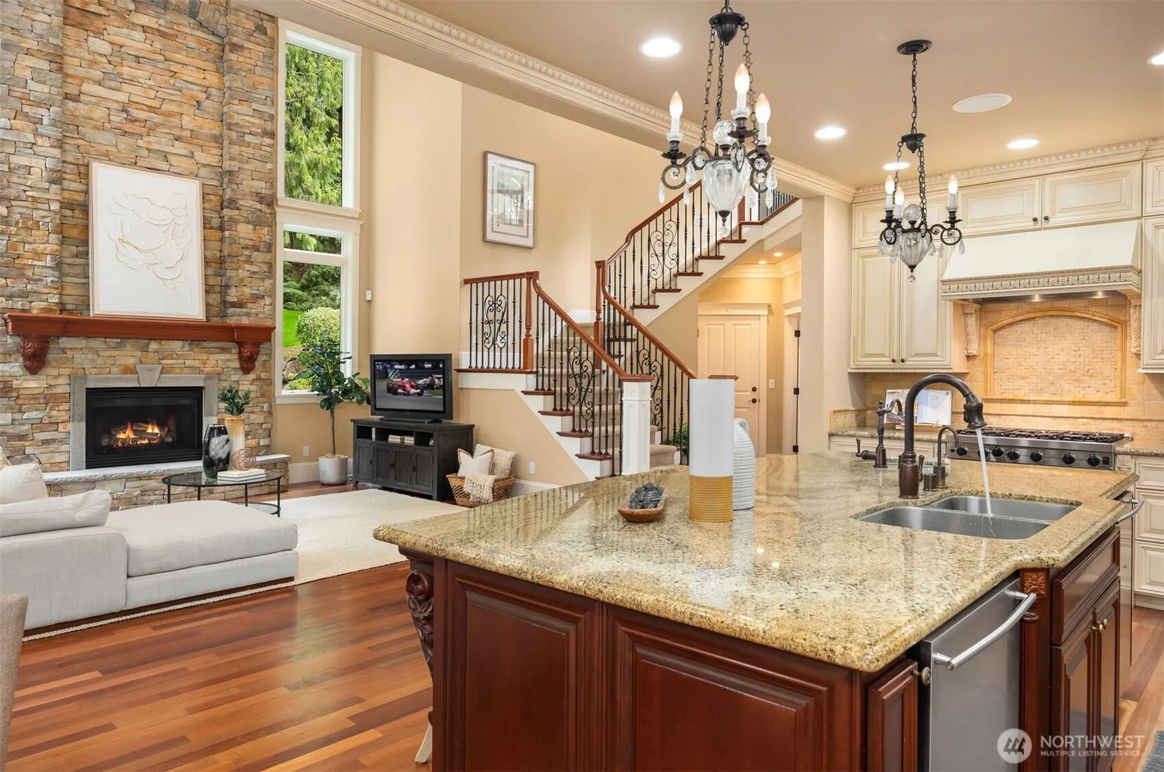 20424 NE 64th Place , Redmond, WA 98053