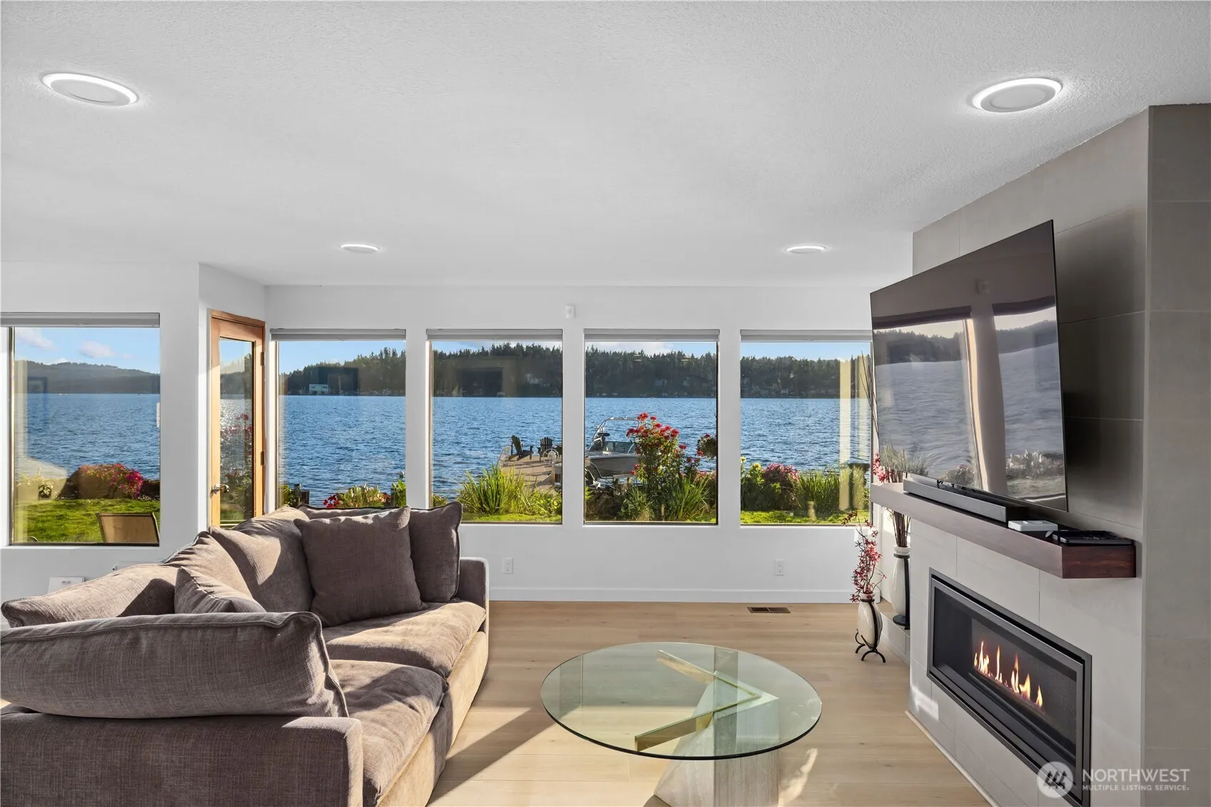 2825 E Lake Sammamish Parkway NE, Sammamish, WA 98074