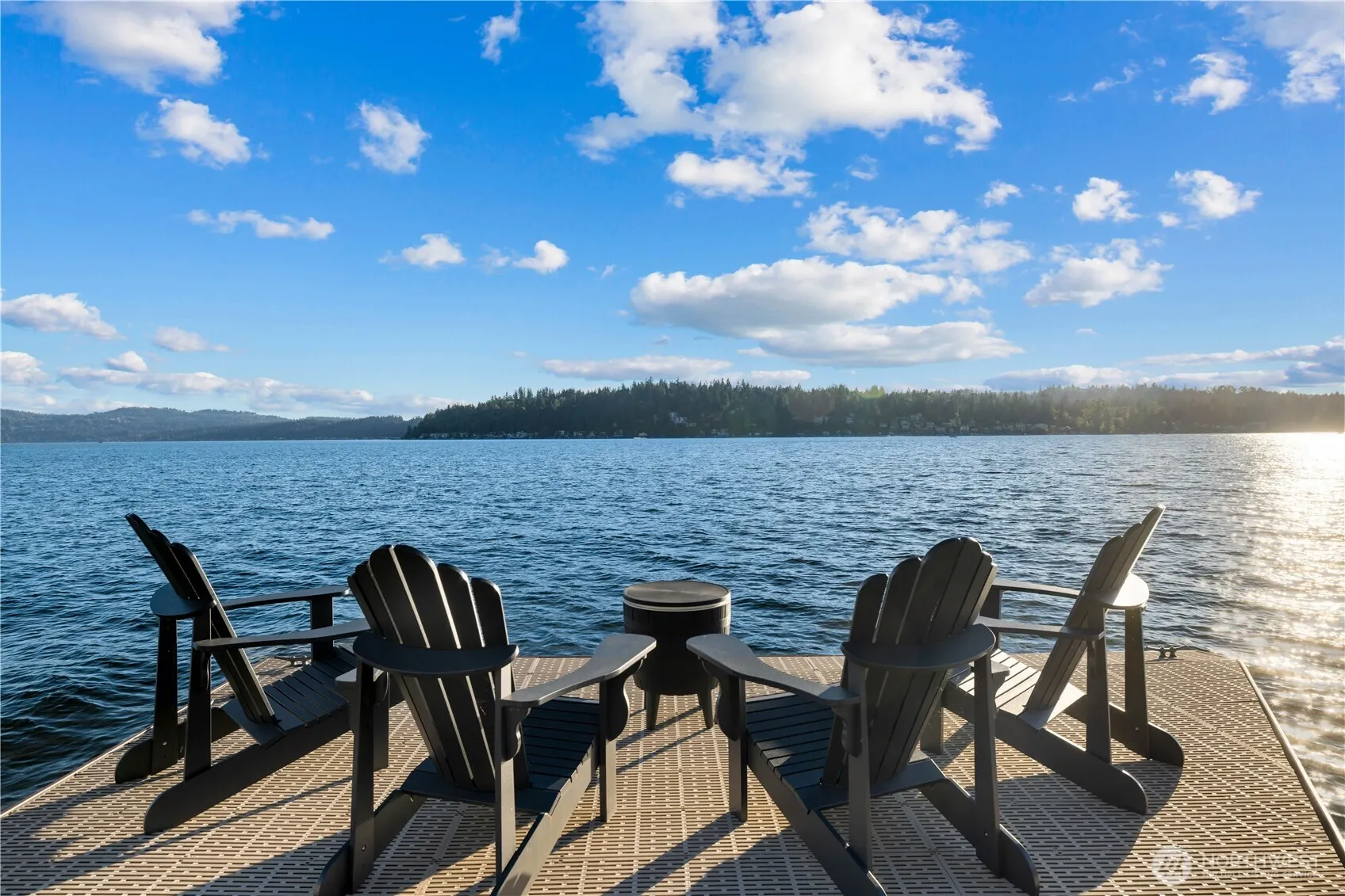 2825 E Lake Sammamish Parkway NE, Sammamish, WA 98074