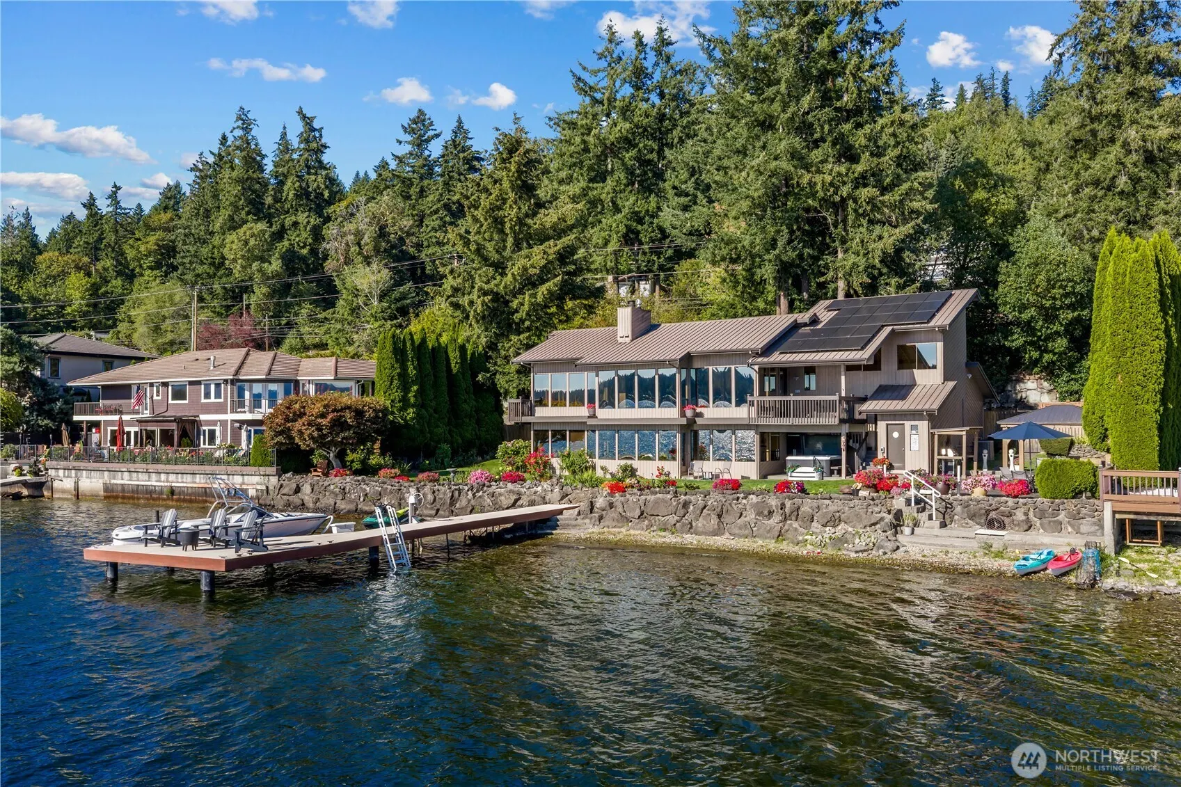 2825 E Lake Sammamish Parkway NE, Sammamish, WA 98074