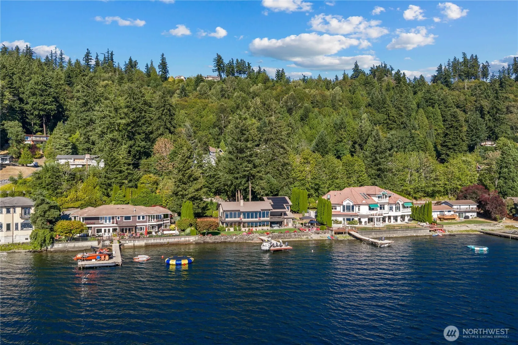 2825 E Lake Sammamish Parkway NE, Sammamish, WA 98074