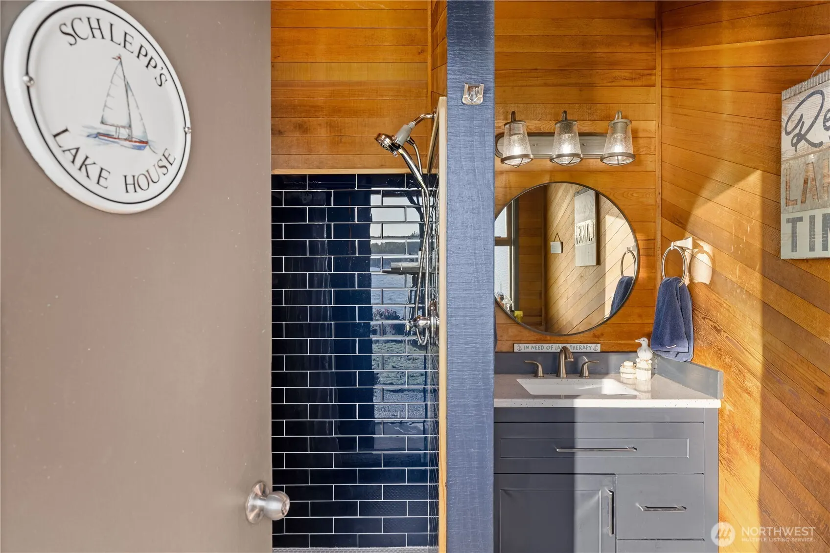 2825 E Lake Sammamish Parkway NE, Sammamish, WA 98074