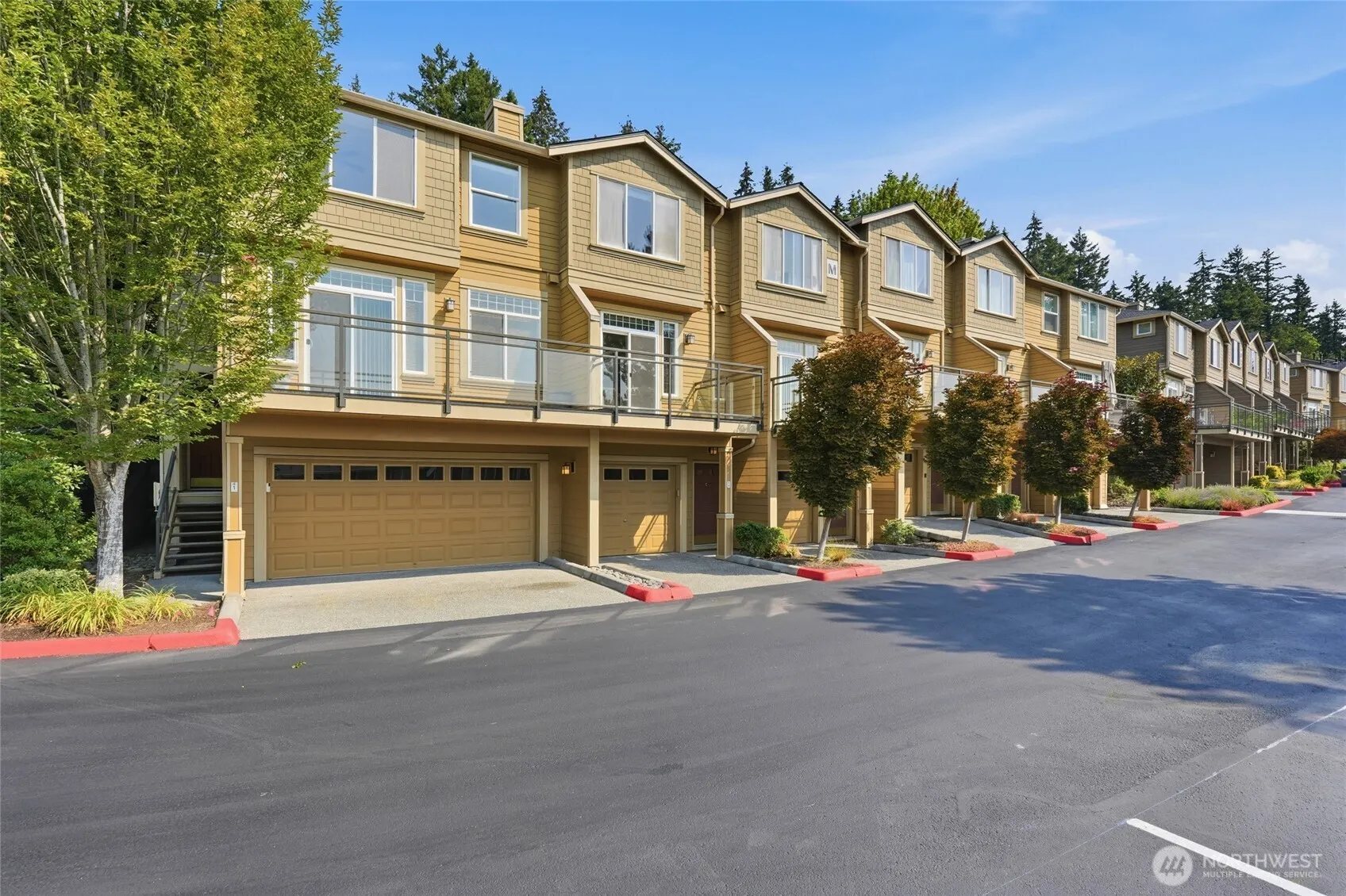 23300 SE Black Nugget Road #M2, Issaquah, WA 98029