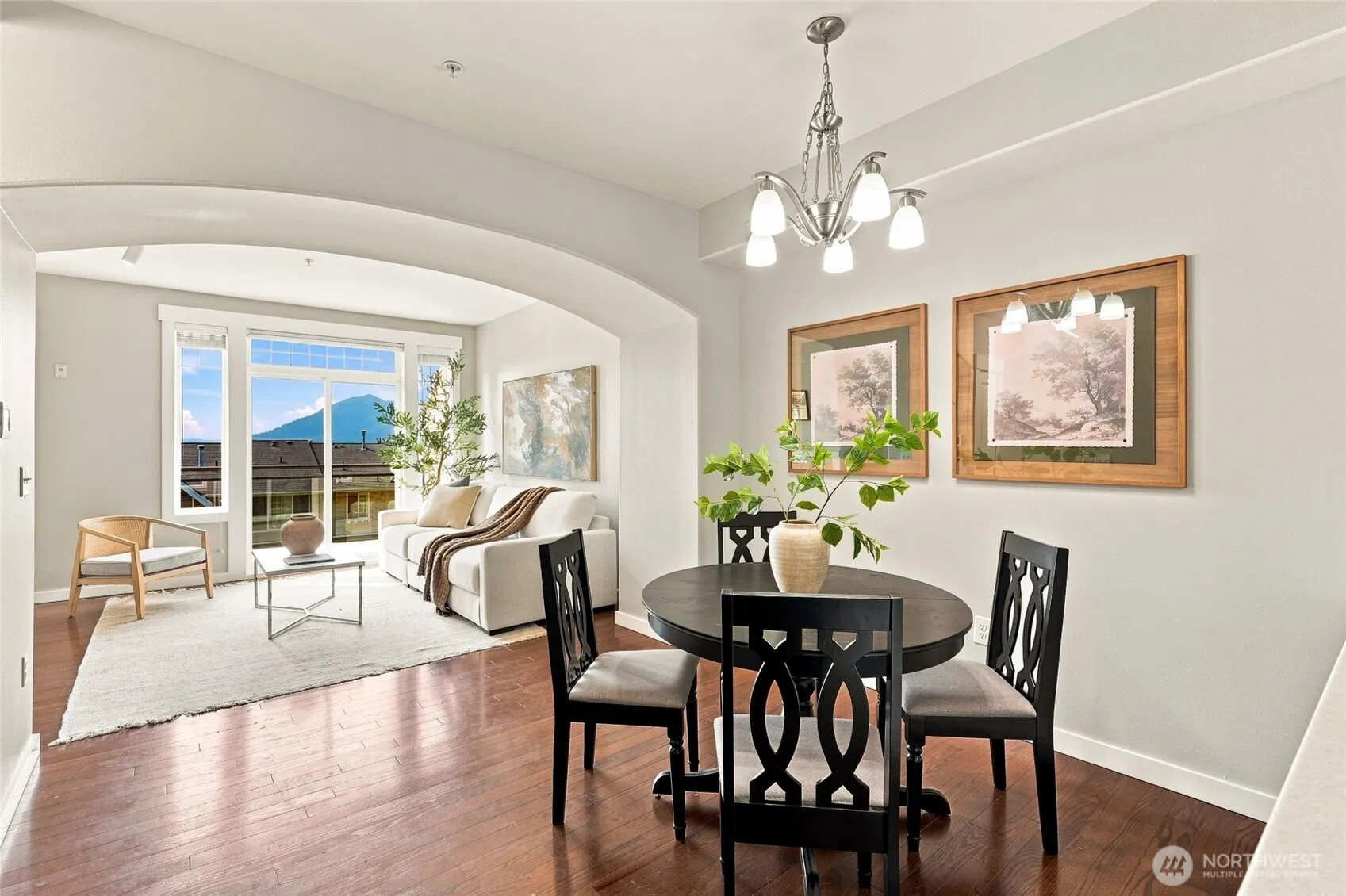 23300 SE Black Nugget Road #M2, Issaquah, WA 98029