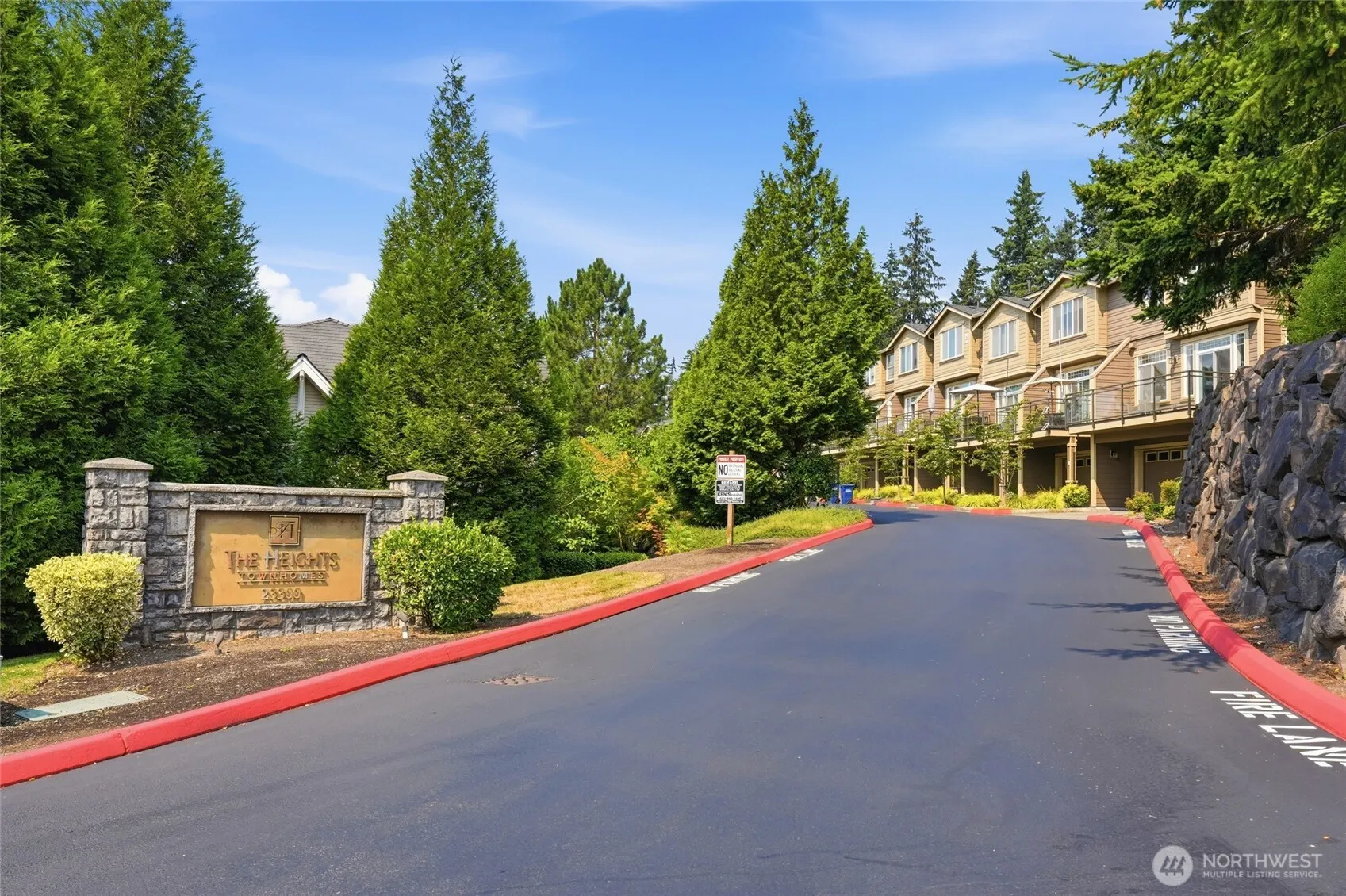 23300 SE Black Nugget Road #M2, Issaquah, WA 98029