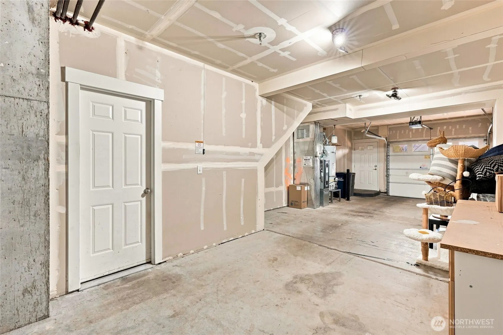 23300 SE Black Nugget Road #M2, Issaquah, WA 98029