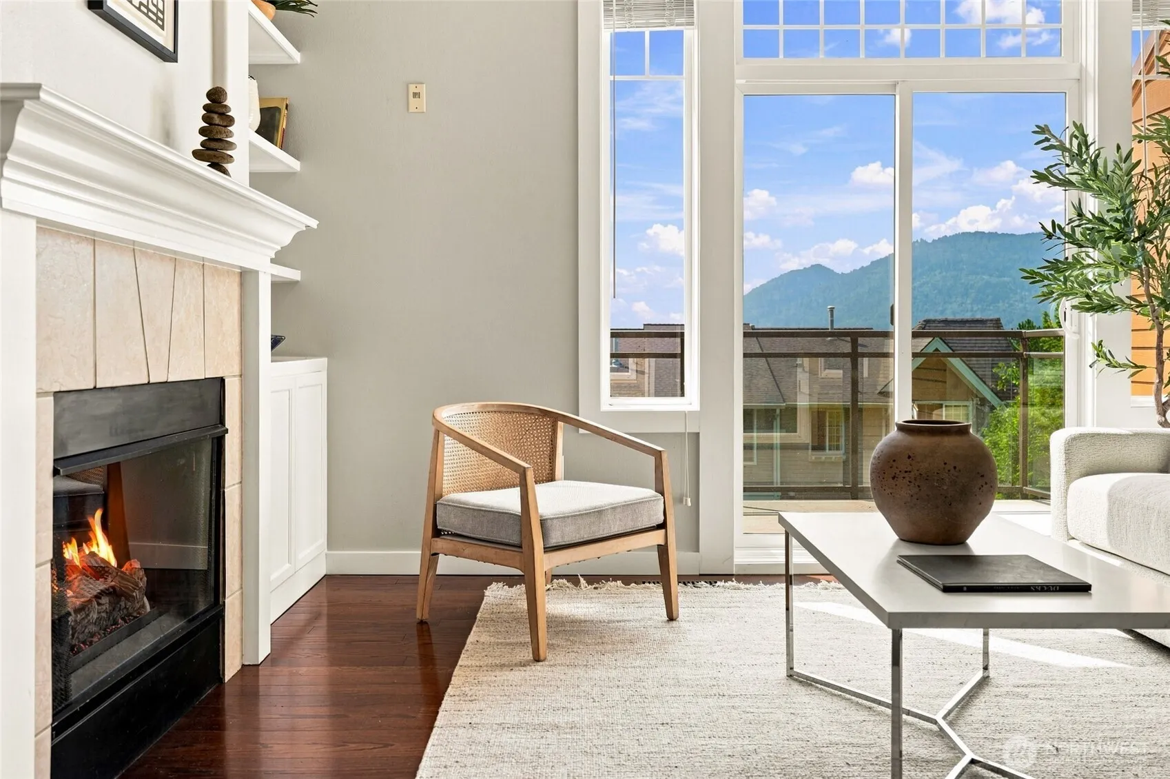 23300 SE Black Nugget Road #M2, Issaquah, WA 98029