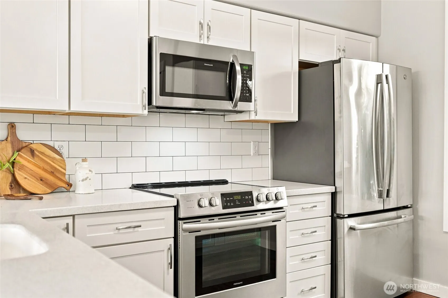 23300 SE Black Nugget Road #M2, Issaquah, WA 98029
