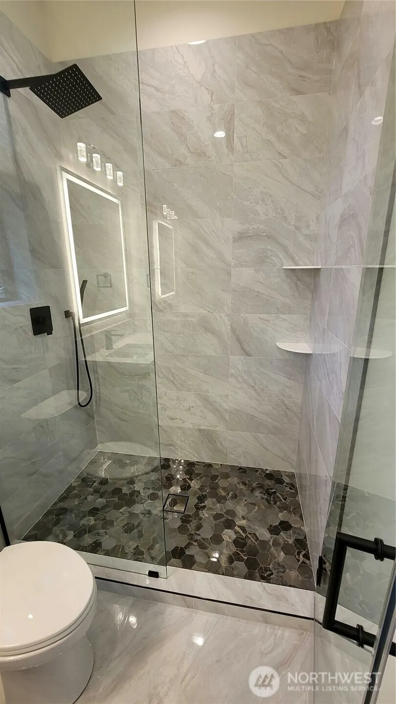 16906 NE 14th Street , Bellevue, WA 98008