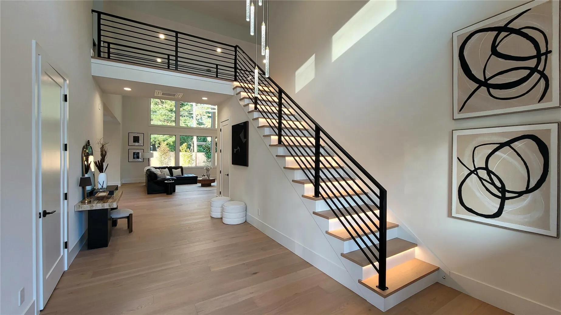 16906 NE 14th Street , Bellevue, WA 98008