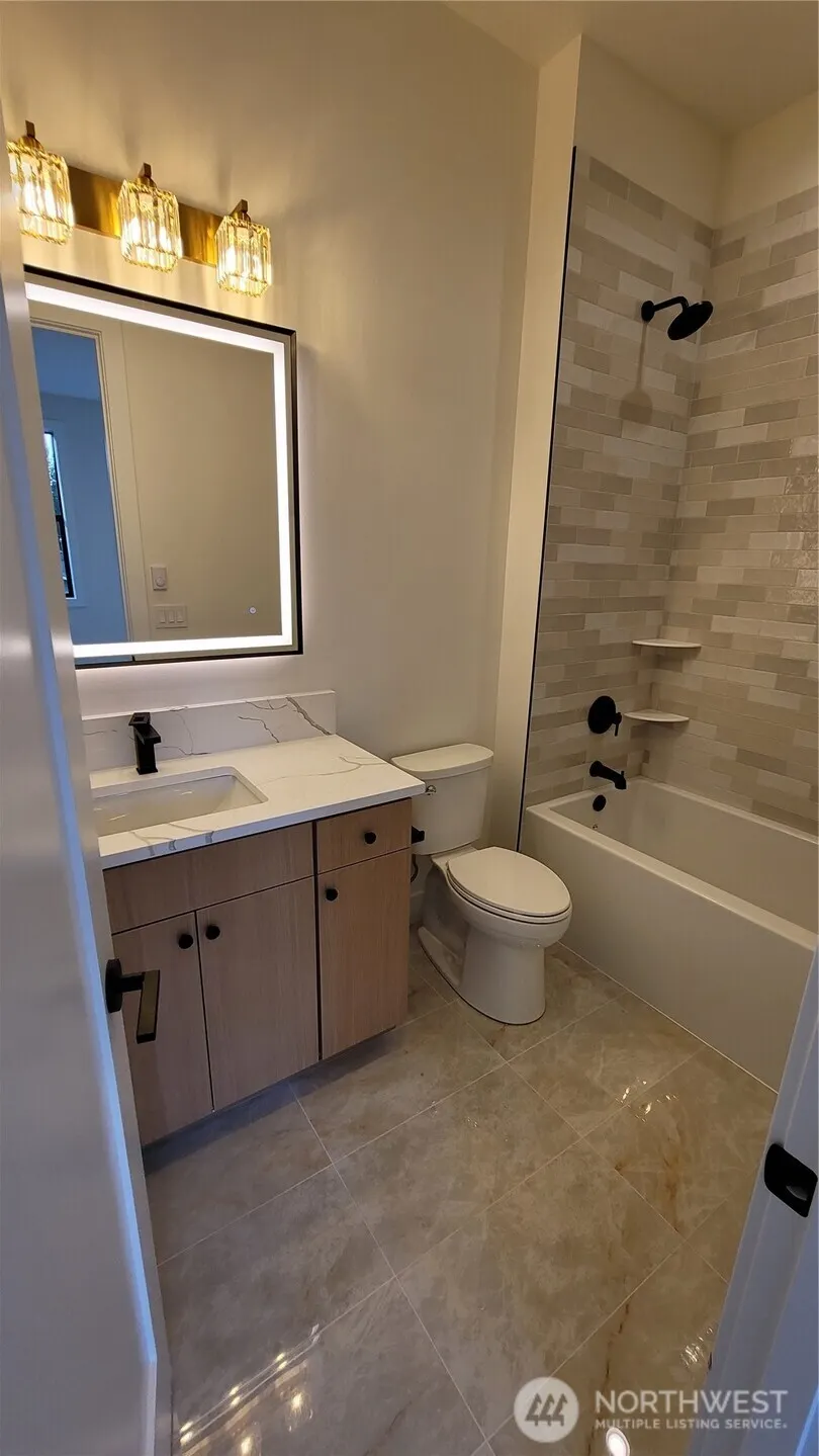 16906 NE 14th Street , Bellevue, WA 98008