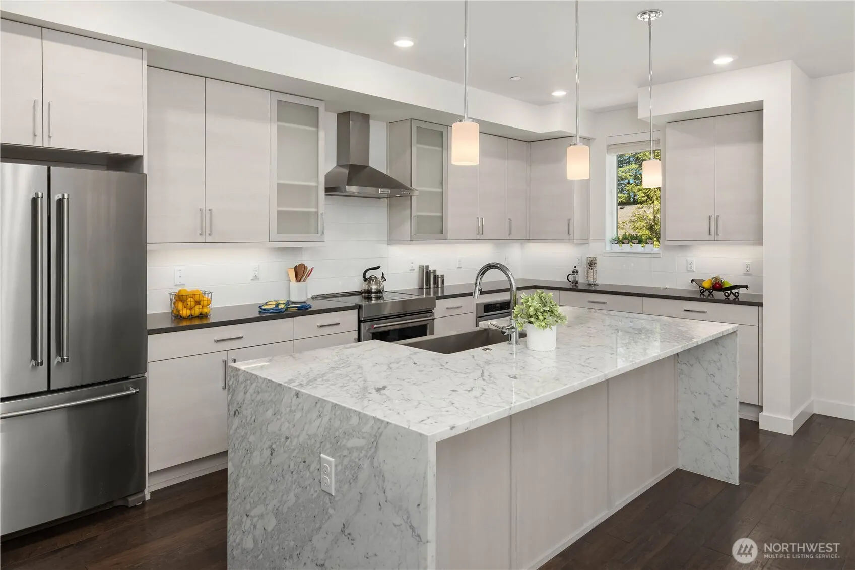23119 NE 8th Street #B103, Sammamish, WA 98074
