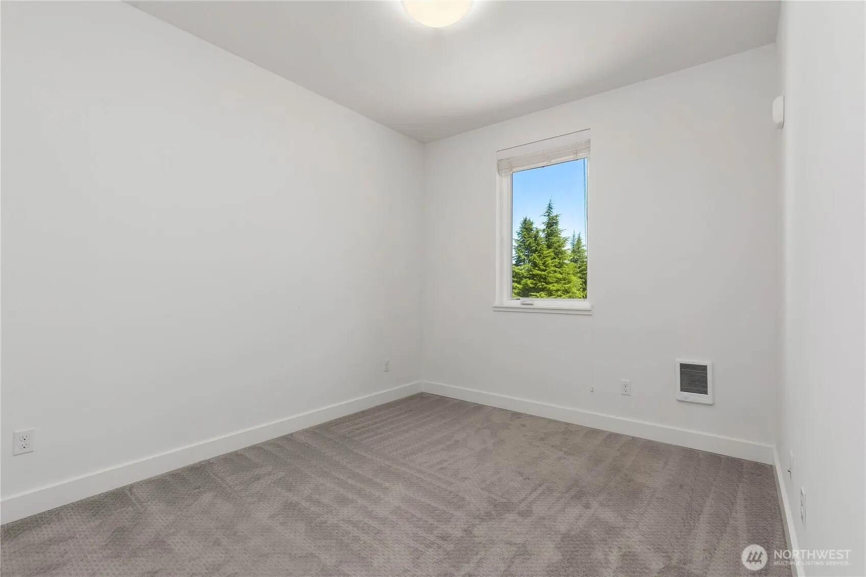 23119 NE 8th Street #B103, Sammamish, WA 98074
